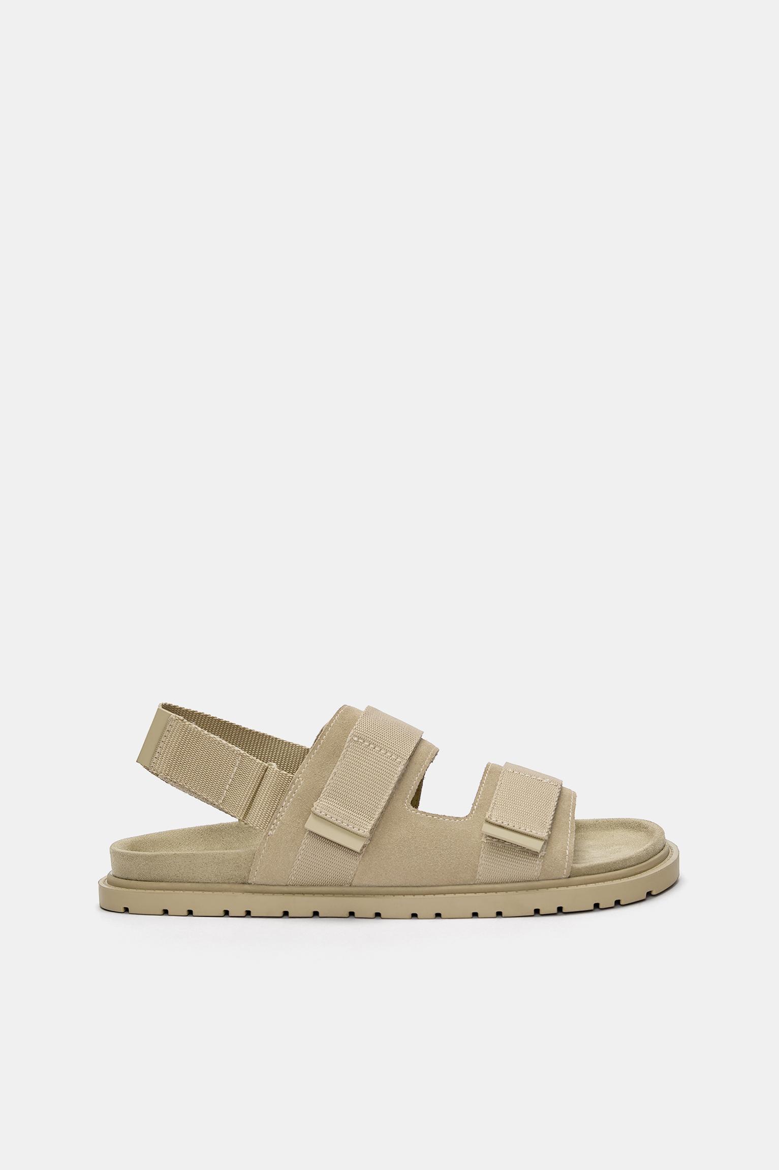 Leather strap sandals Product Image