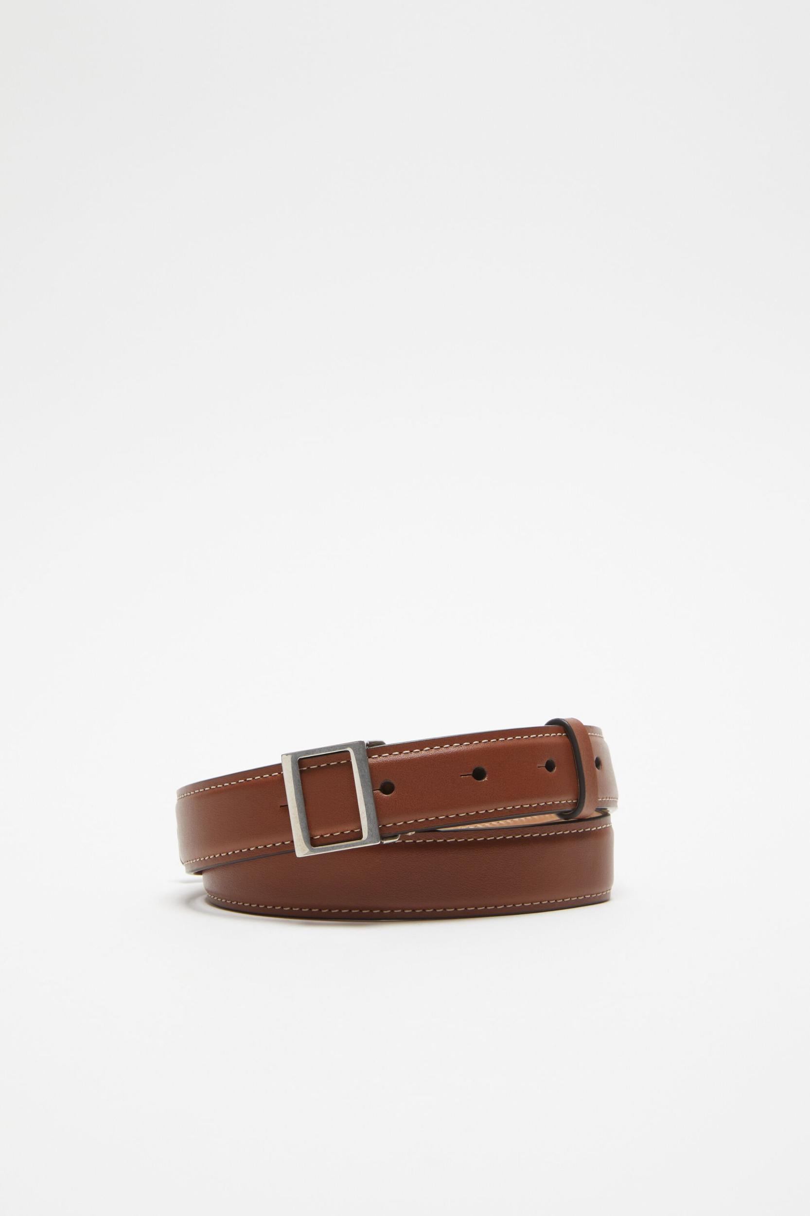 Leather buckle belt Product Image