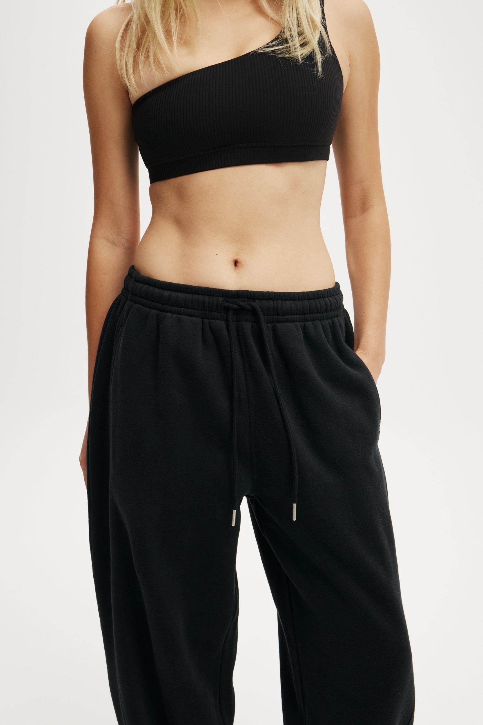 Plush Essential Barrel Sweatpant Product Image