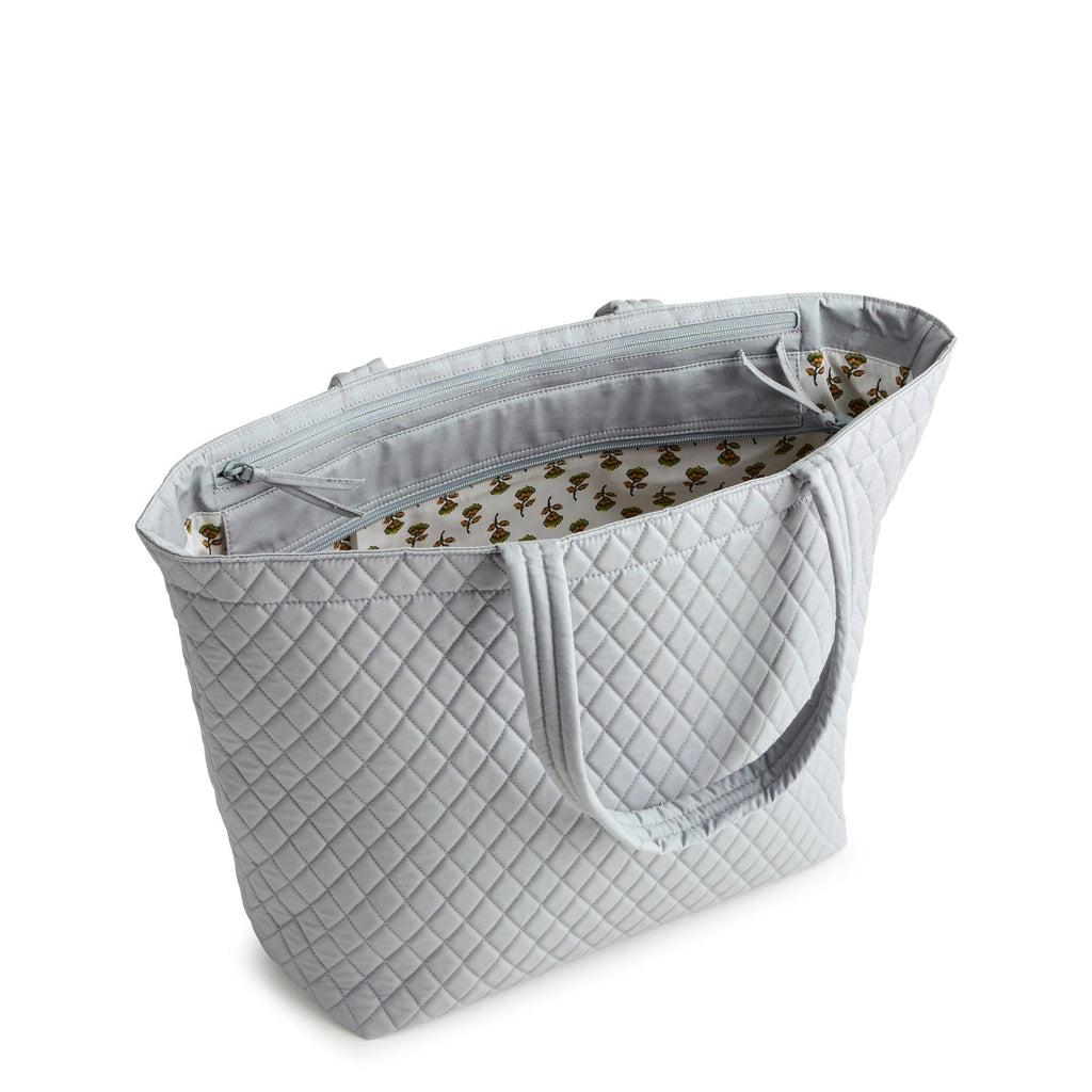 Outlet Travel Tote Product Image