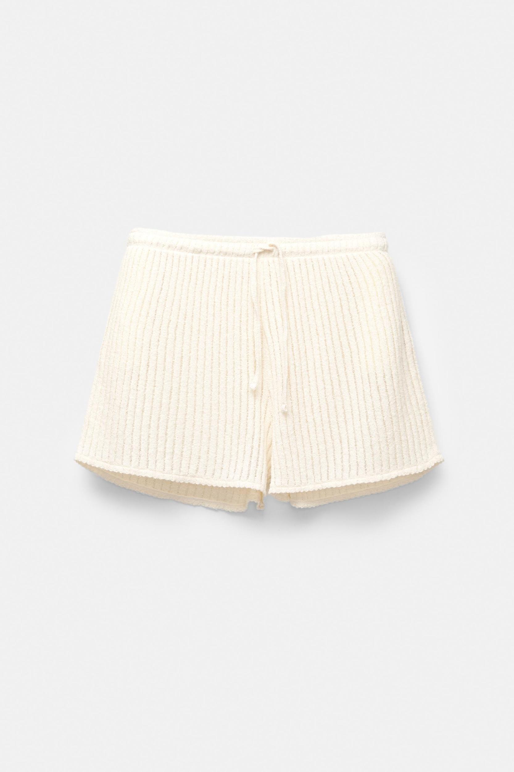 Open-knit shorts Product Image