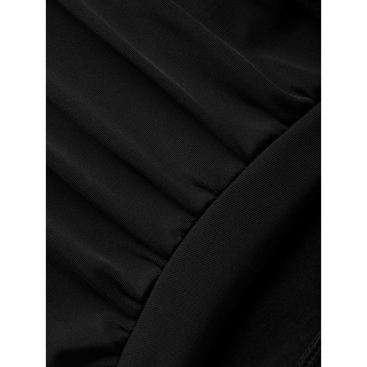 Plus Size Quick Dry Patch Pocket Swim Skirt Women's Swimwear Black Resort Tiered High stretch Bodycon High Rise Patch pocket Curve Swim Bottoms BloomChic 26/4X Product Image