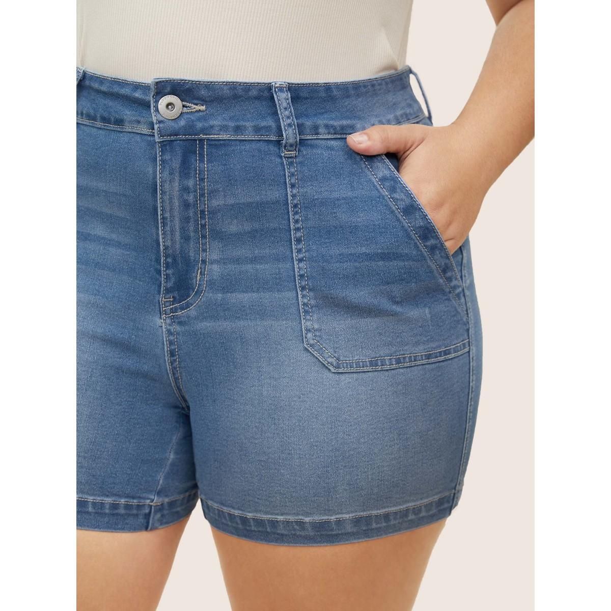 Plus Size Medium Wash High Stretch Denim Skinny Shorts Women Blue Button High stretch Everyday Pocket Casual Denim Shorts BloomChic 24/3X Product Image