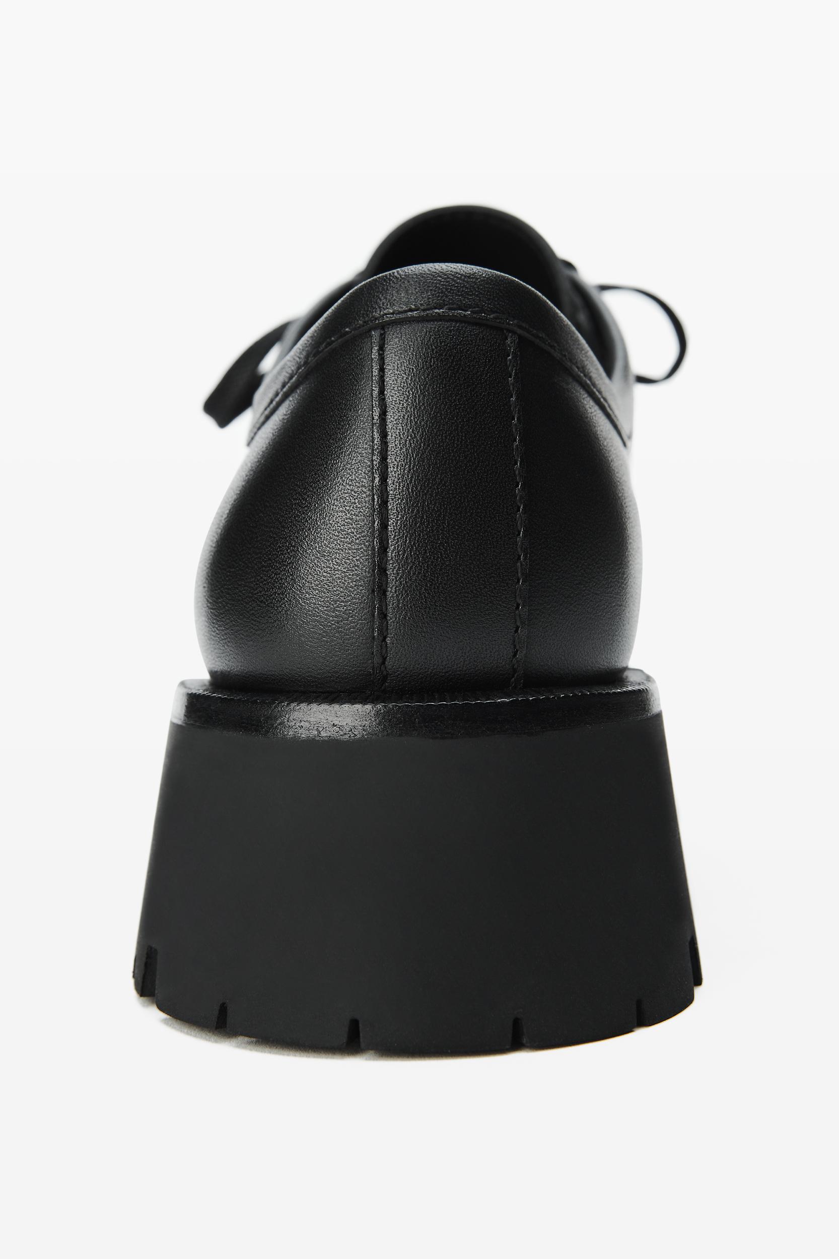 Colt Lace-up Loafer In Leather Product Image