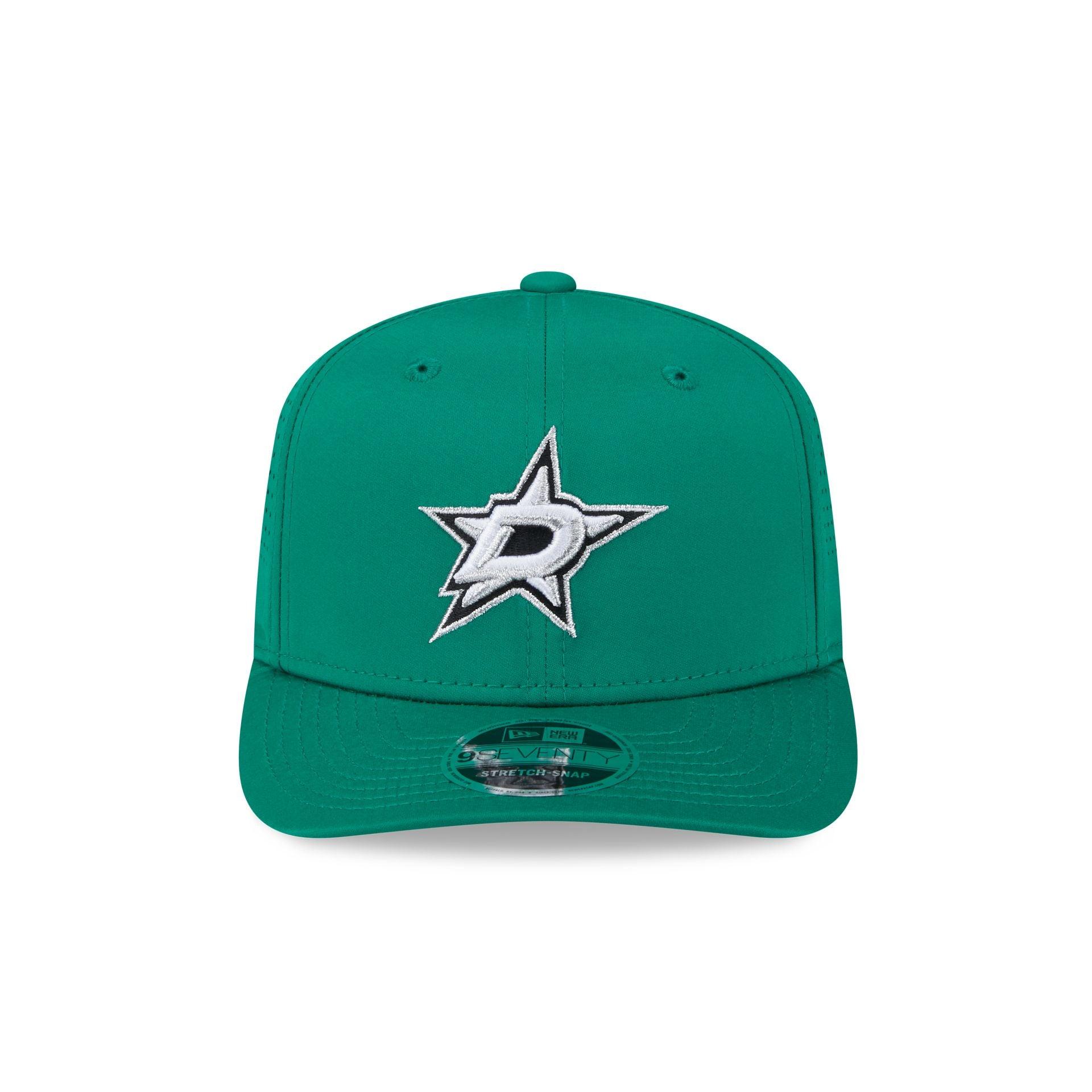 Atlanta Braves St. Patrick's Day 2025 9SEVENTY Stretch-Snap Hat Male Product Image