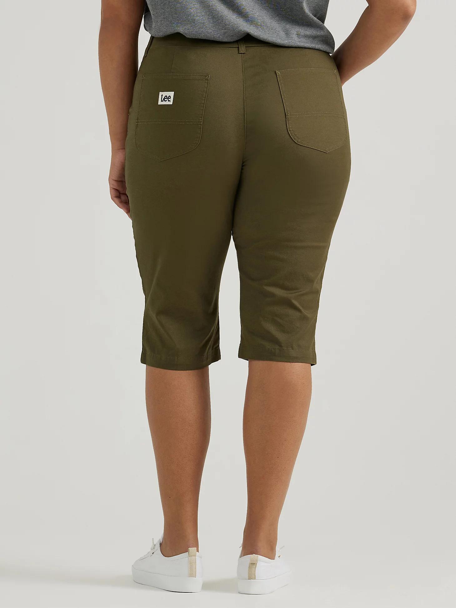 Women's Ultra Lux Comfort with Flex-to-Go Relaxed Fit Utility Skimmer (Plus) | Women's Capris & Crops | Lee® Product Image