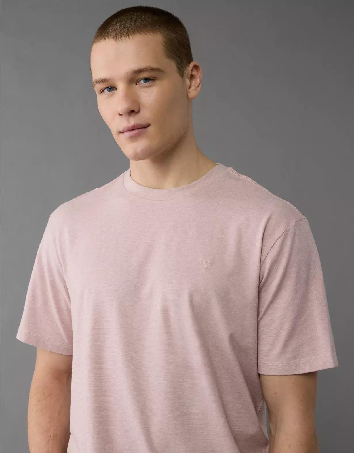 AE 24/7 Club T-Shirt Product Image