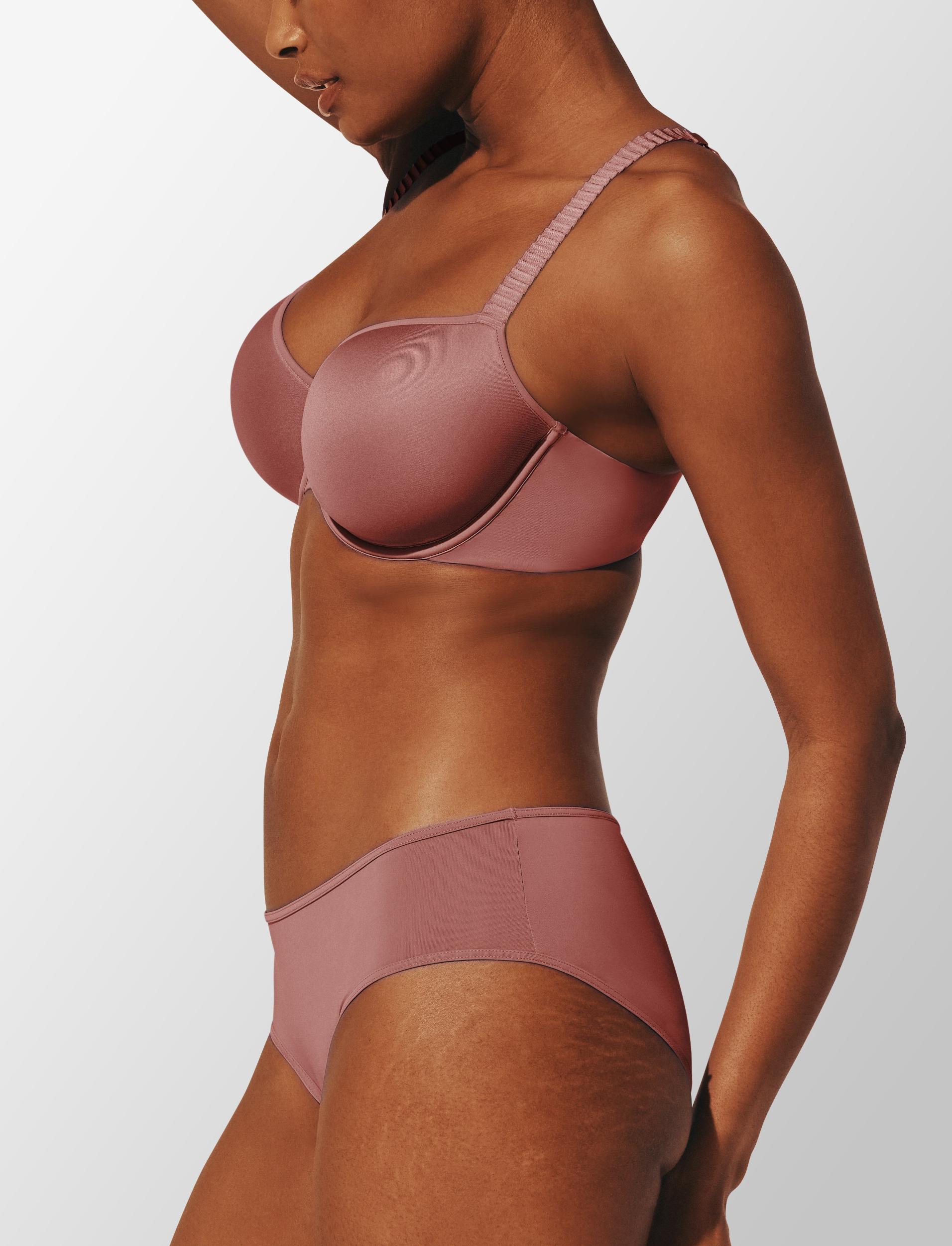 24/7® Classic T-Shirt Bra Product Image