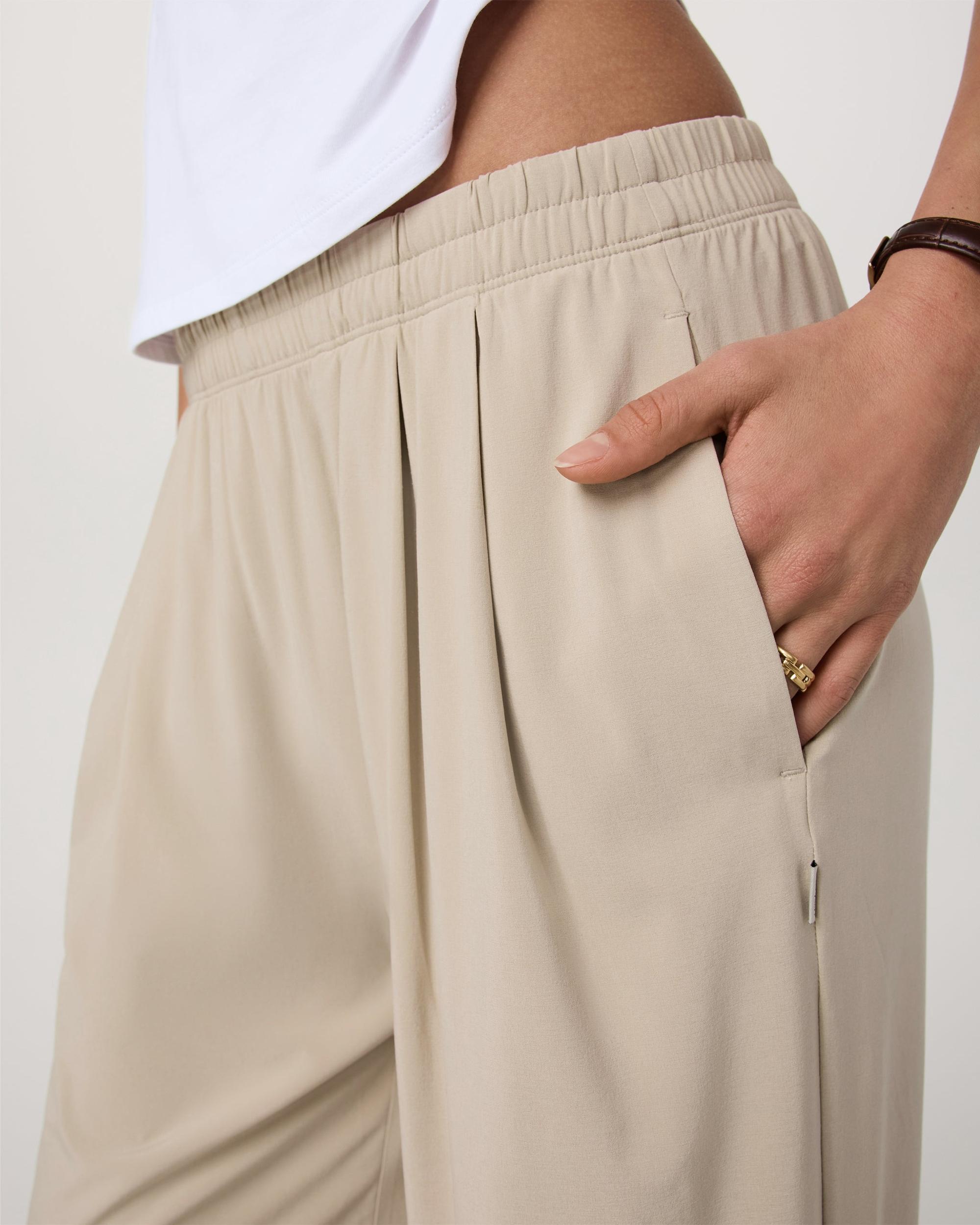 Villa Vibes Wideleg - Short Product Image