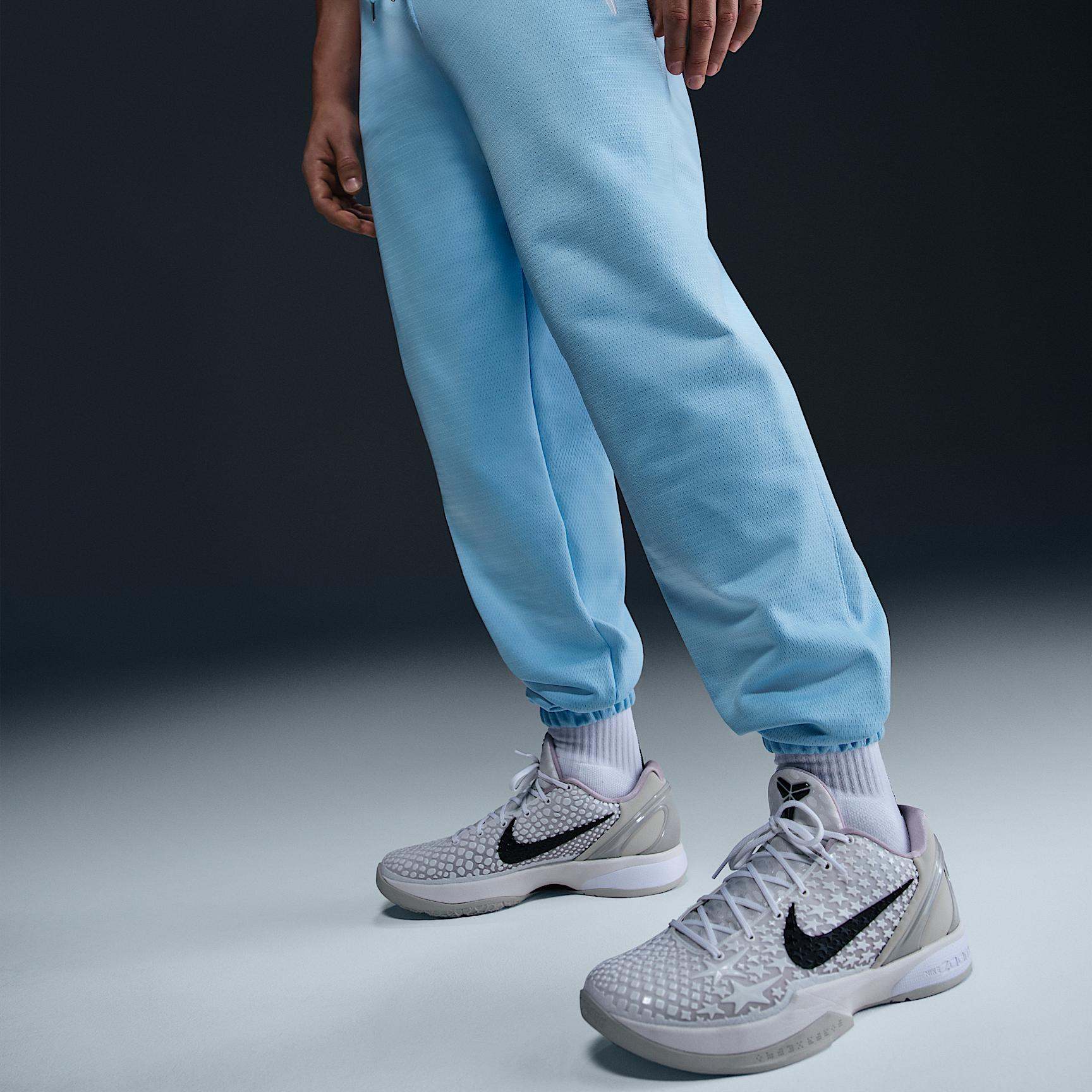 Nike Men's Kobe Therma-FIT Basketball Pants Product Image