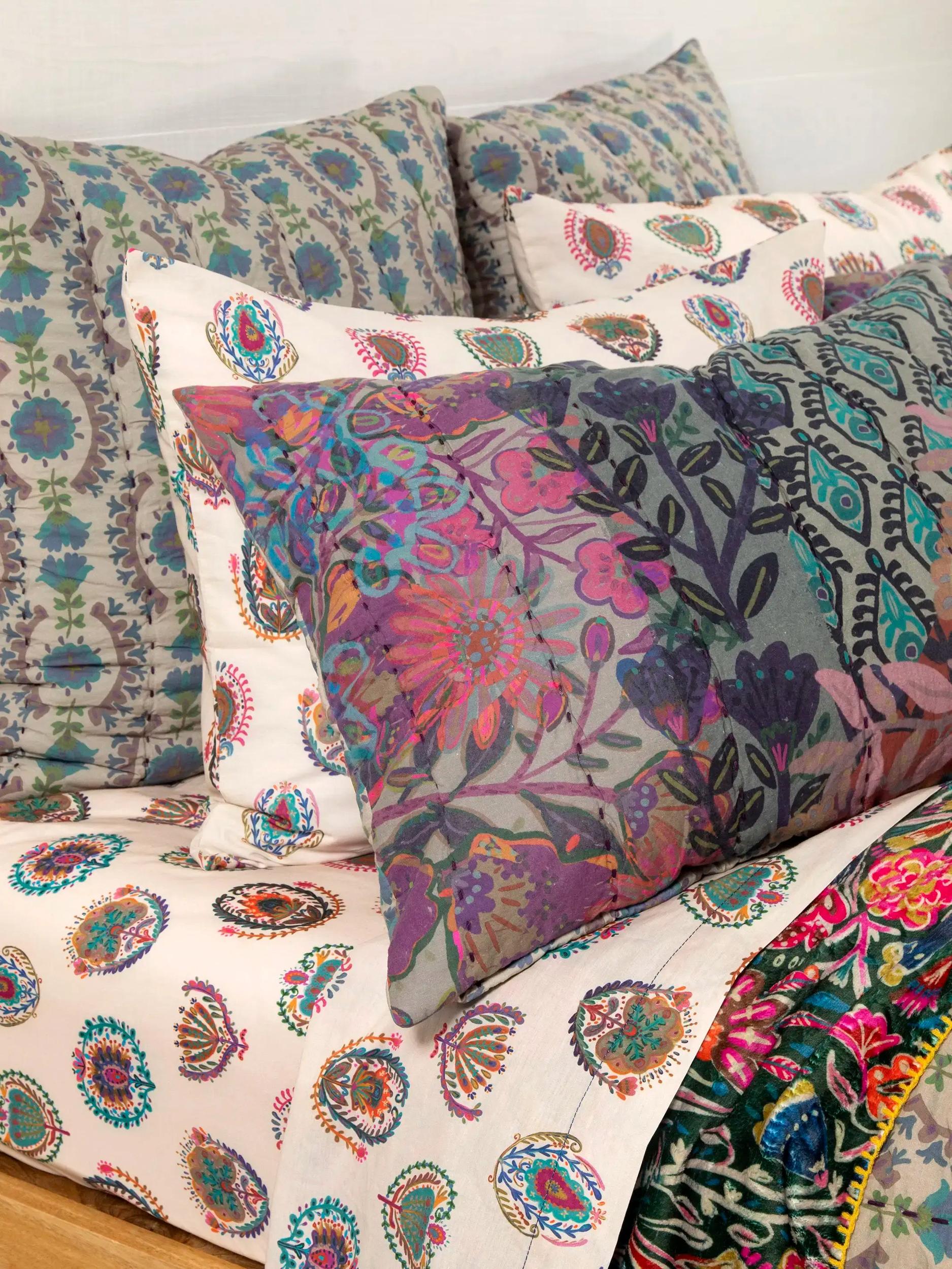 Bungalow Reversible Cotton Shams, Set of 2 - Luna Product Image