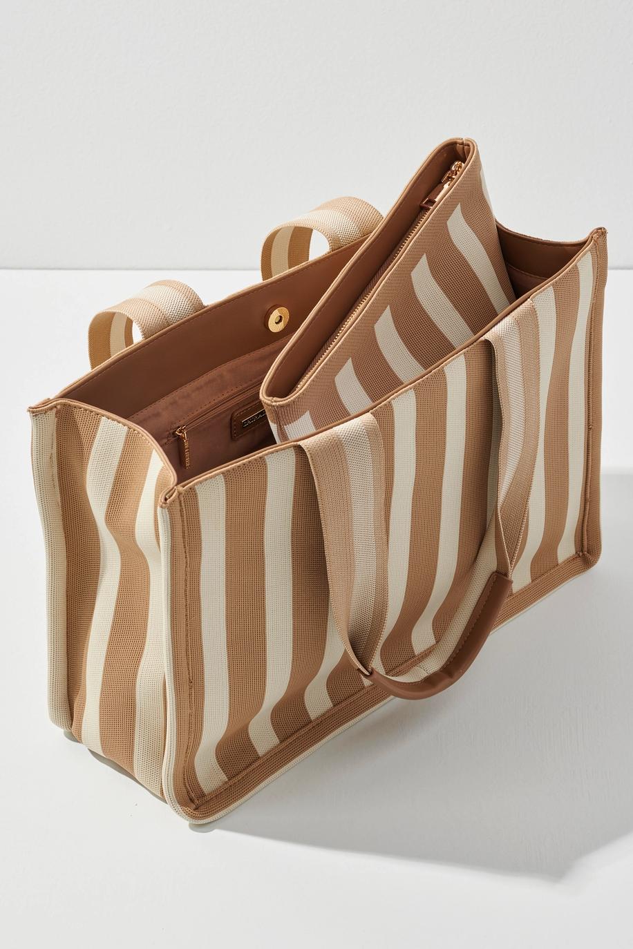 Isla Boxy Tote Product Image