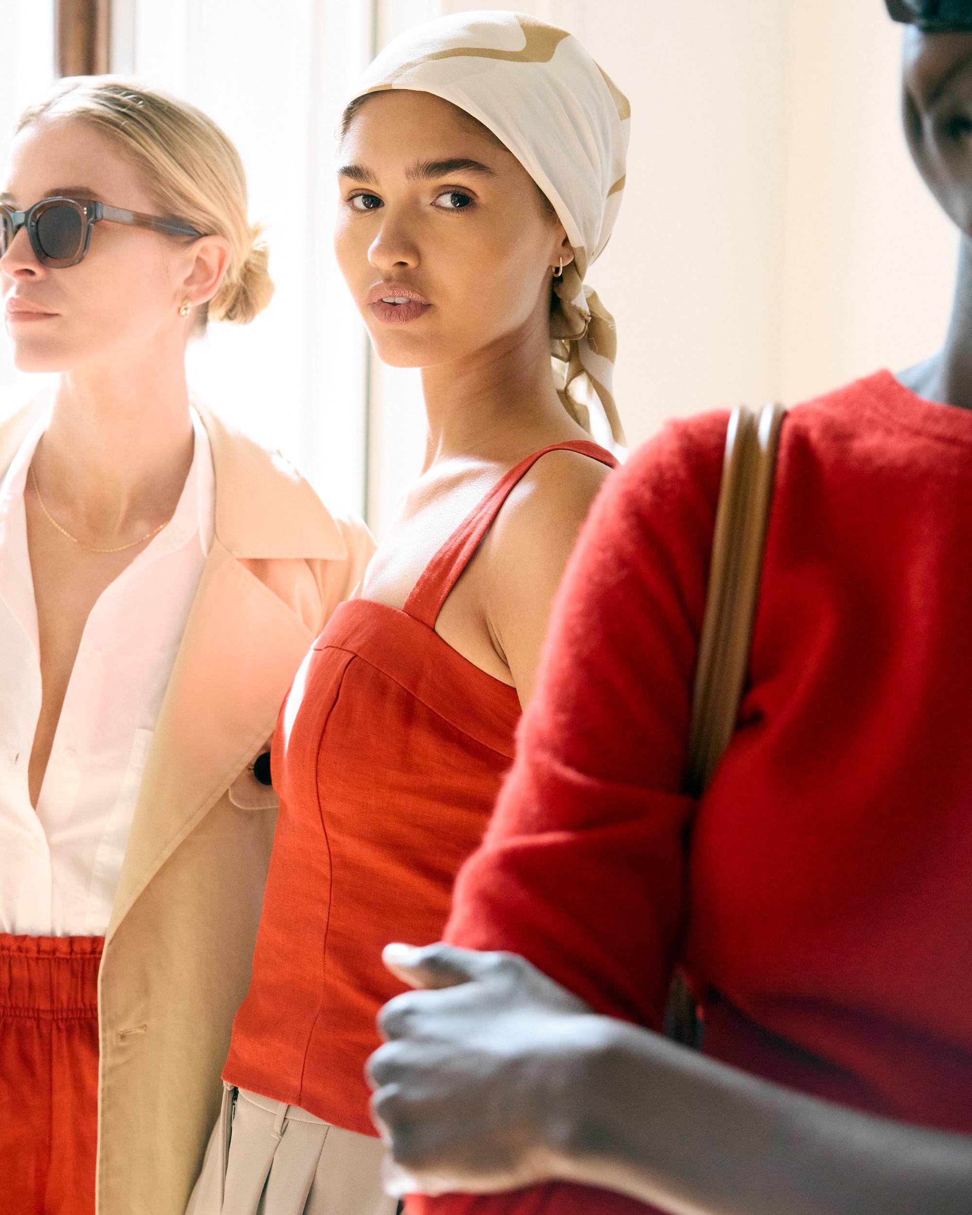 Quince | Women's 100% European Linen Fitted Tank Top Size XL Product Image