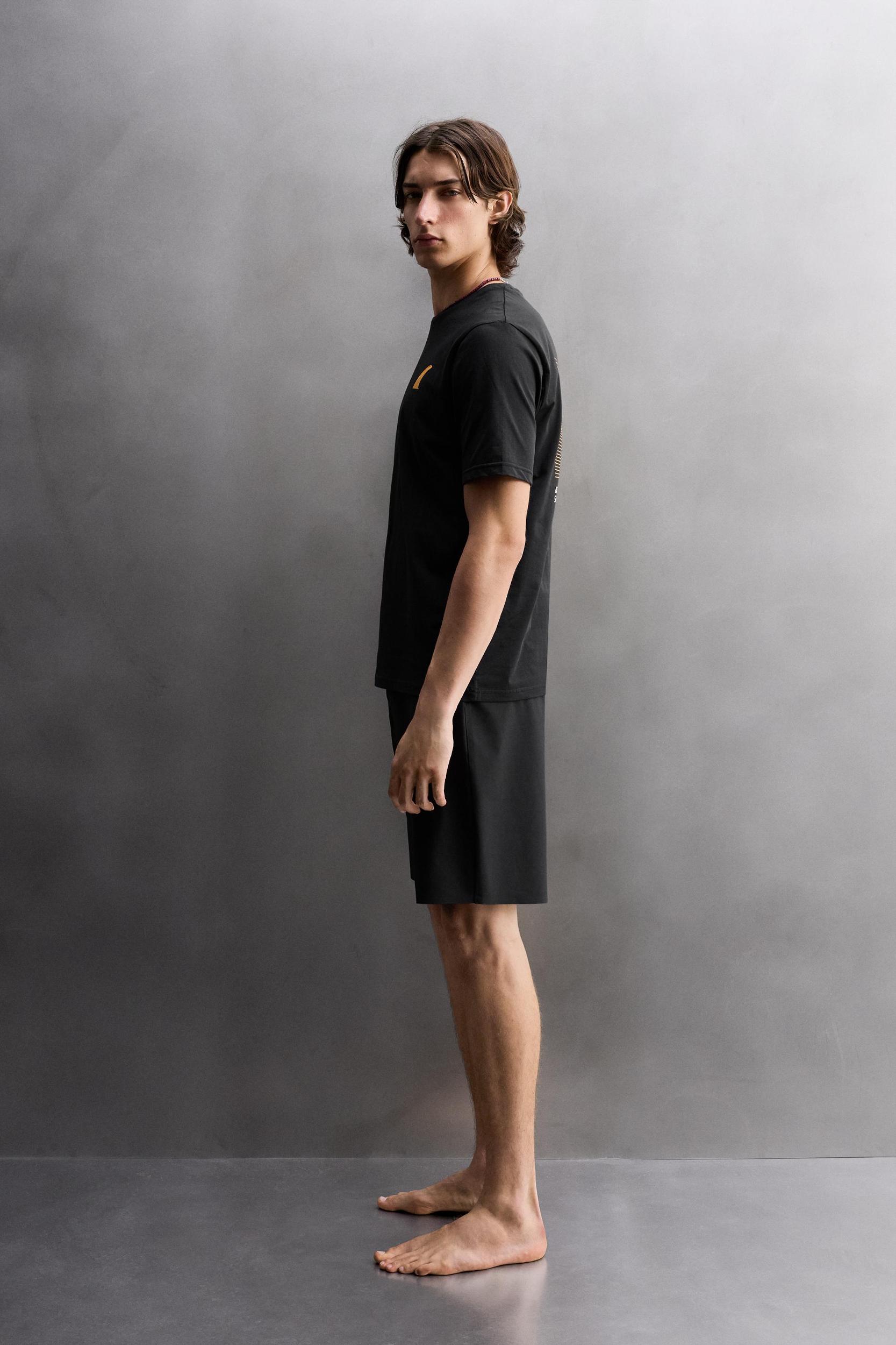 SURF GRAPHIC PRINT T-SHIRT Product Image