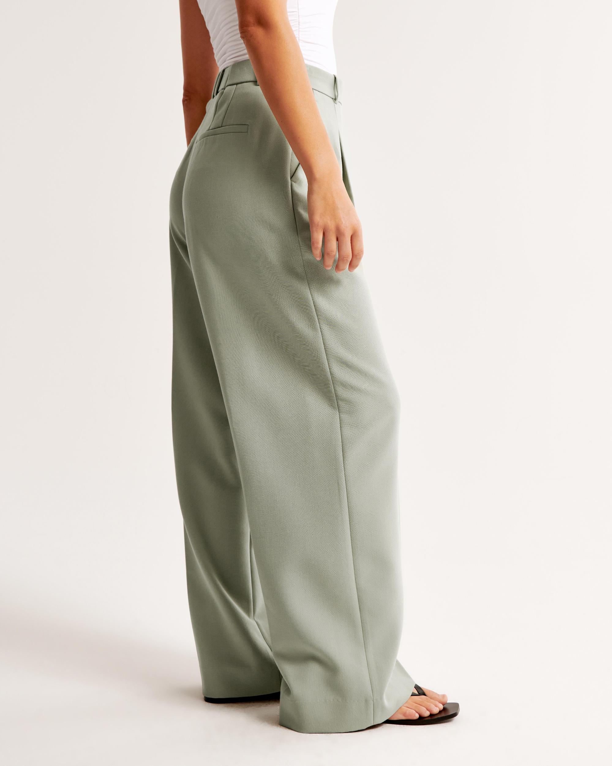 Curve Love A&F Harper Tailored Ultra Wide Leg Pant Product Image
