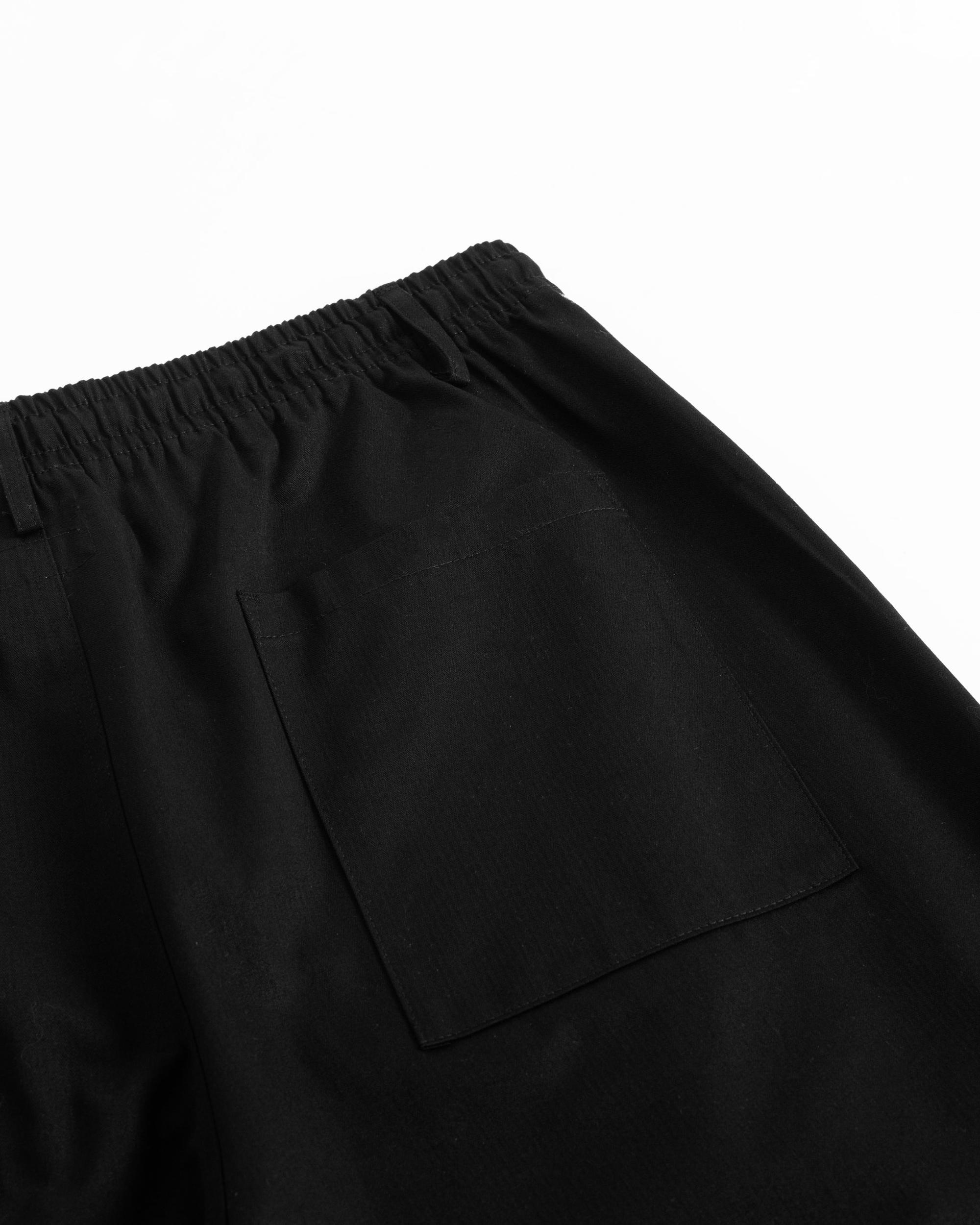 Black Herringbone Leisure Pant Product Image