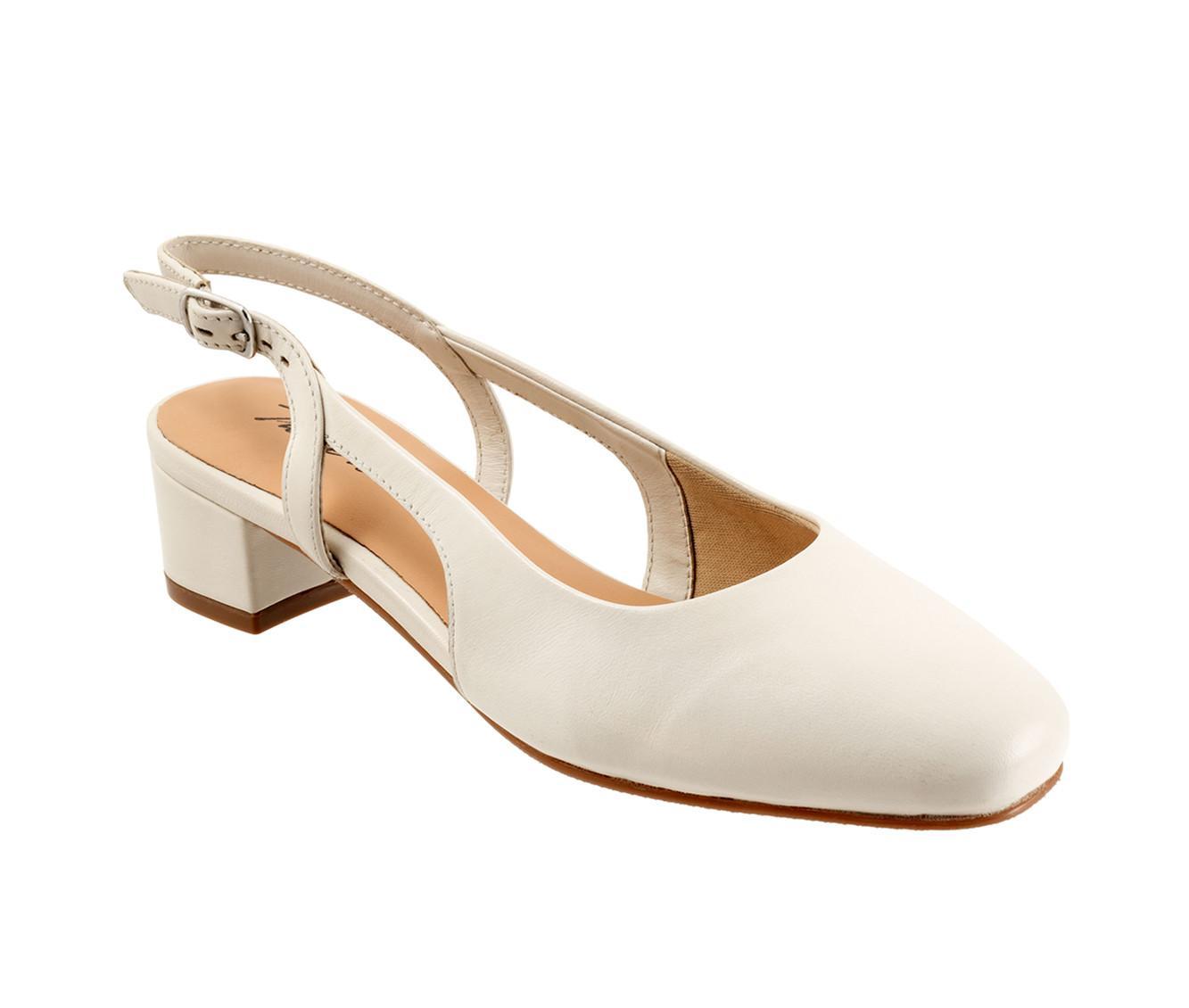 Women's Trotters Dottie Pumps Product Image