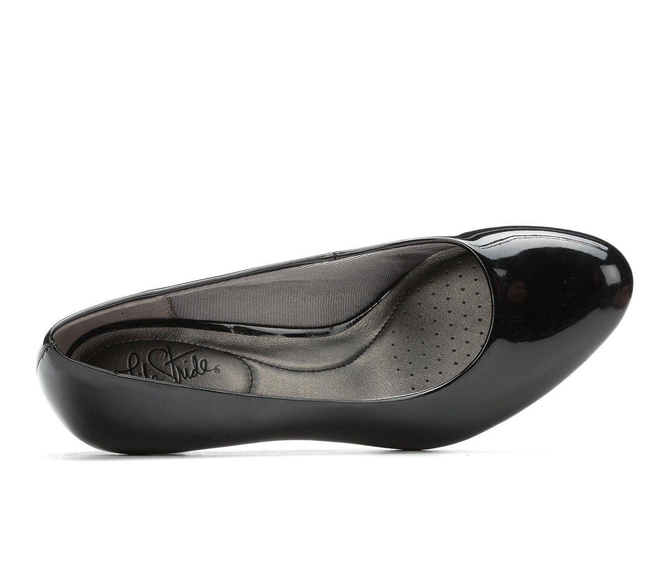 Women's LifeStride Parigi Pumps Product Image
