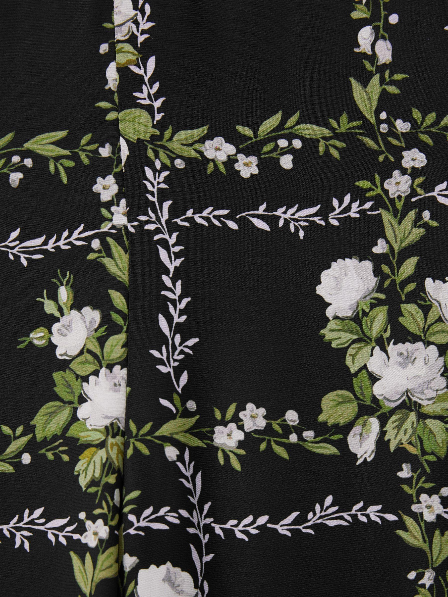 Florere High Rise Wide Leg Trousers in Black Product Image