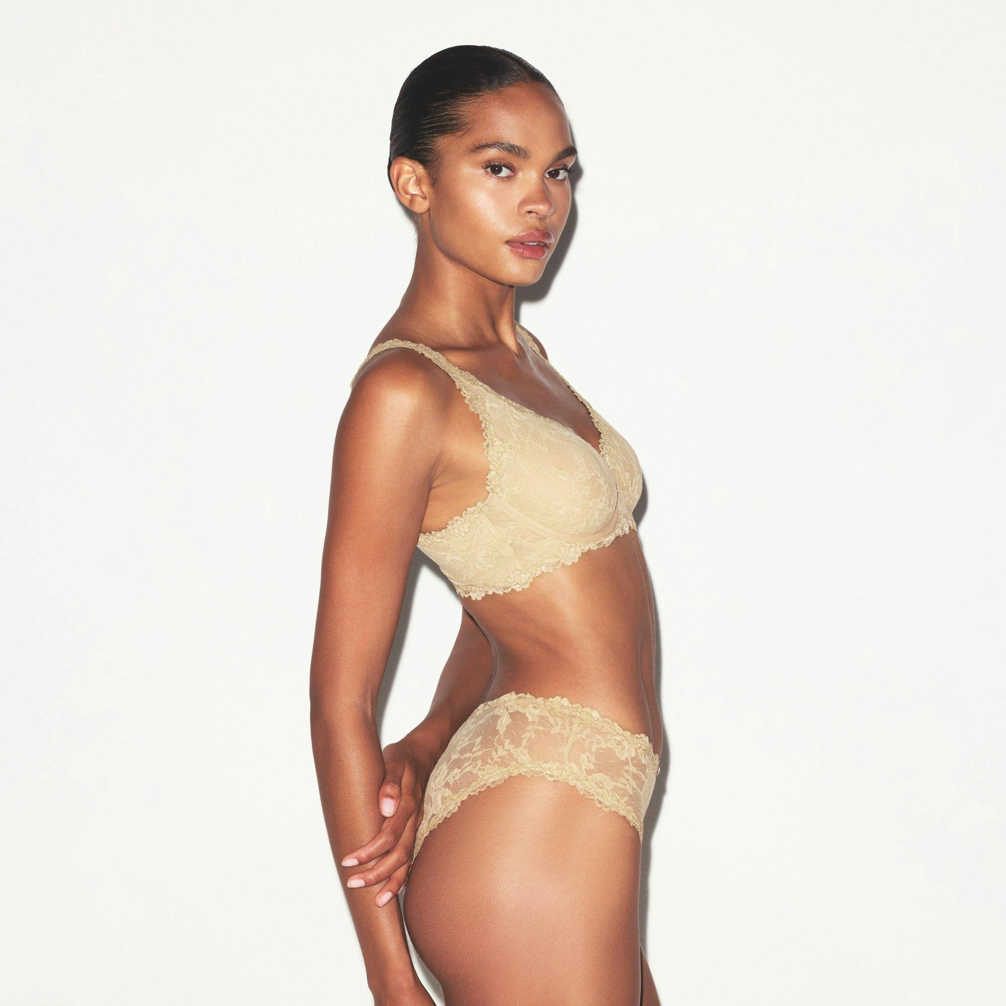 STRETCH LACE UNLINED FULL COVERAGE BRA | DELTA Product Image