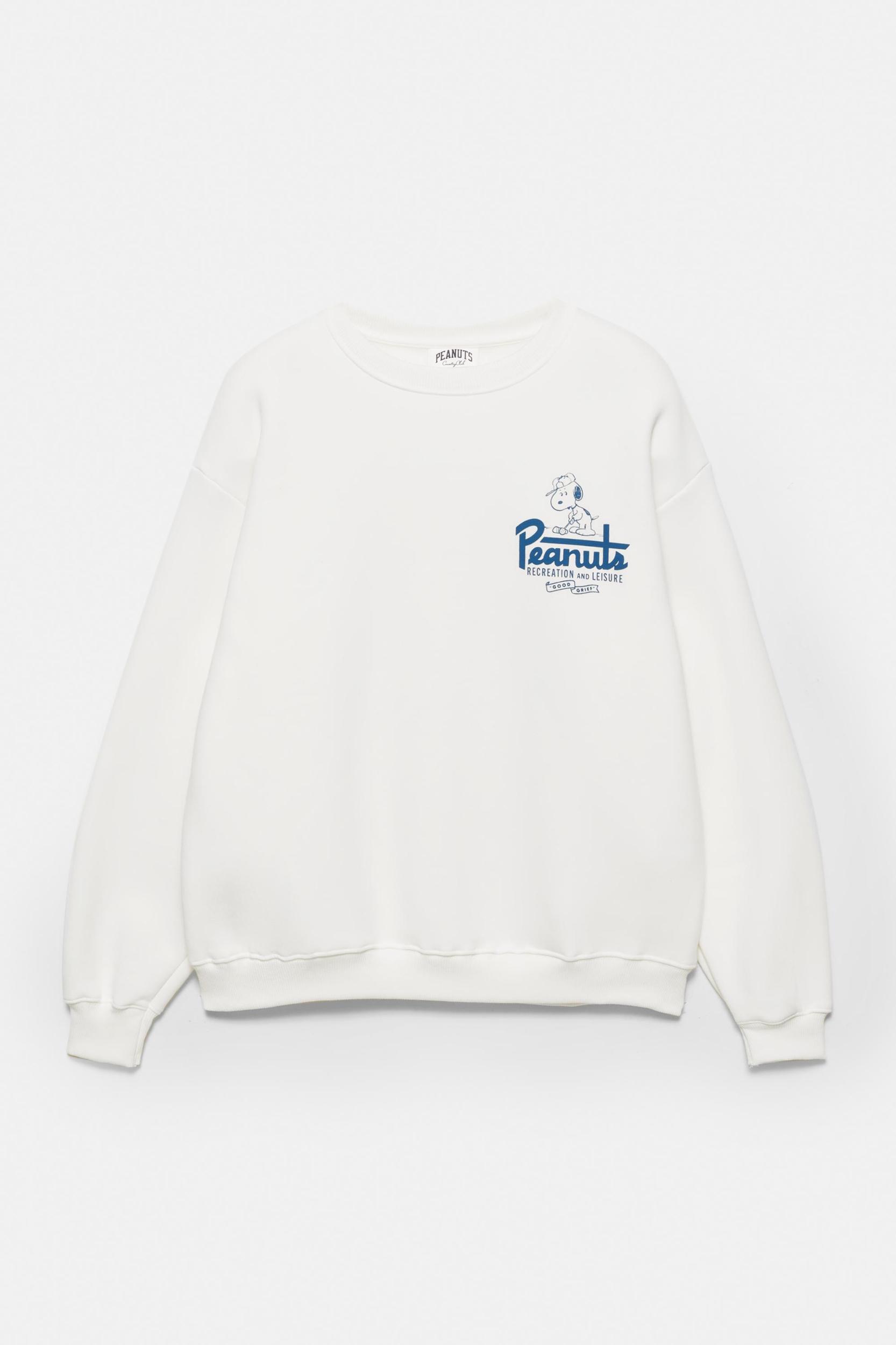 White Snoopy Sweatshirt Product Image