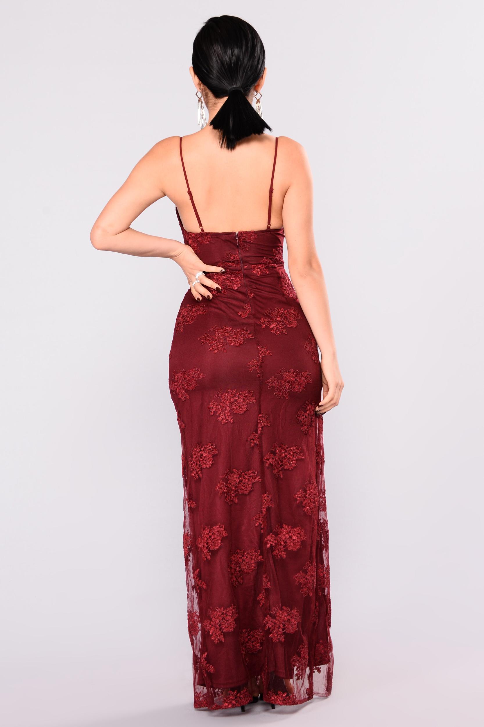 A Night In Tokyo Lace Dress - Burgundy Product Image