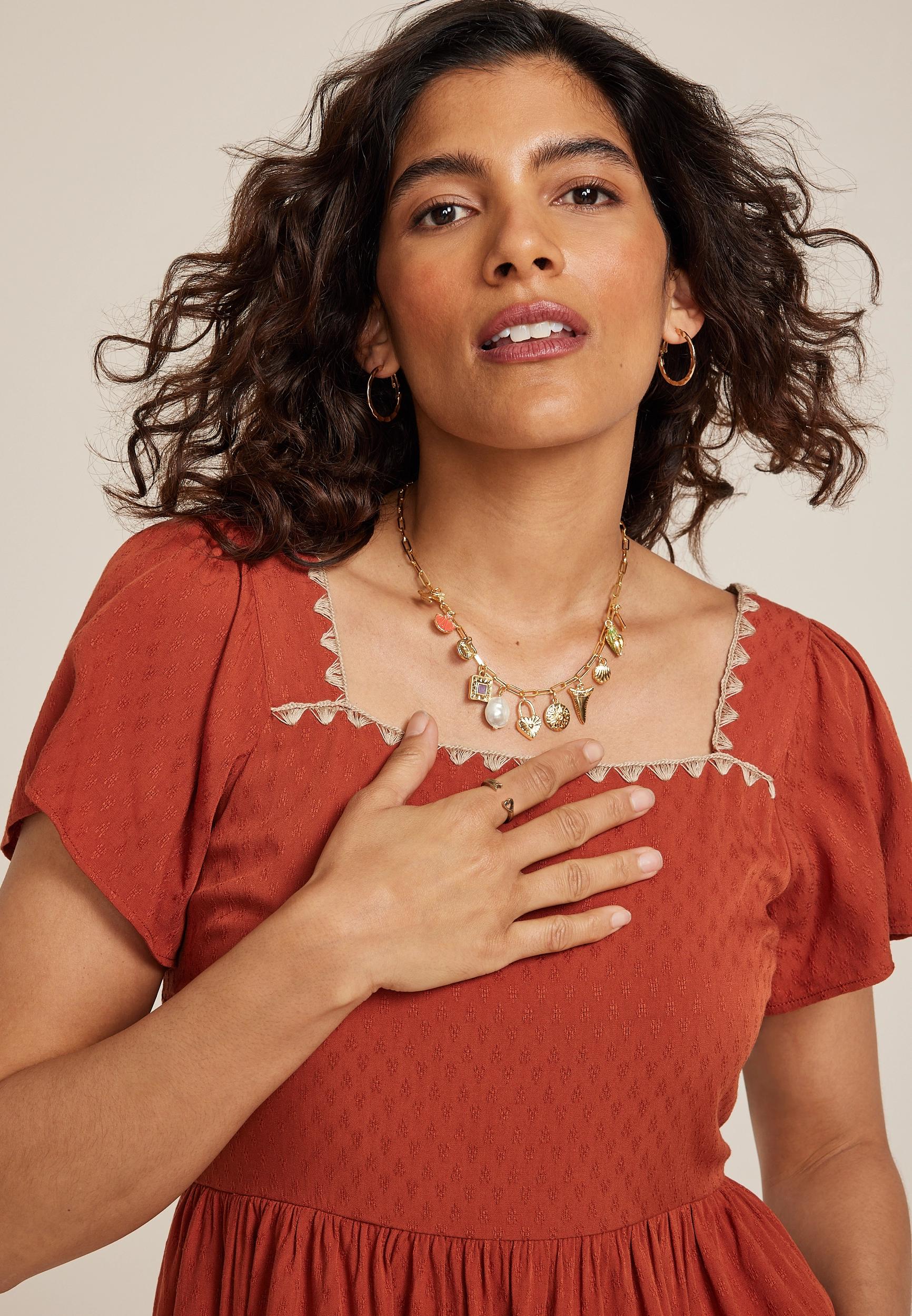 Getaway Charm Necklace Product Image