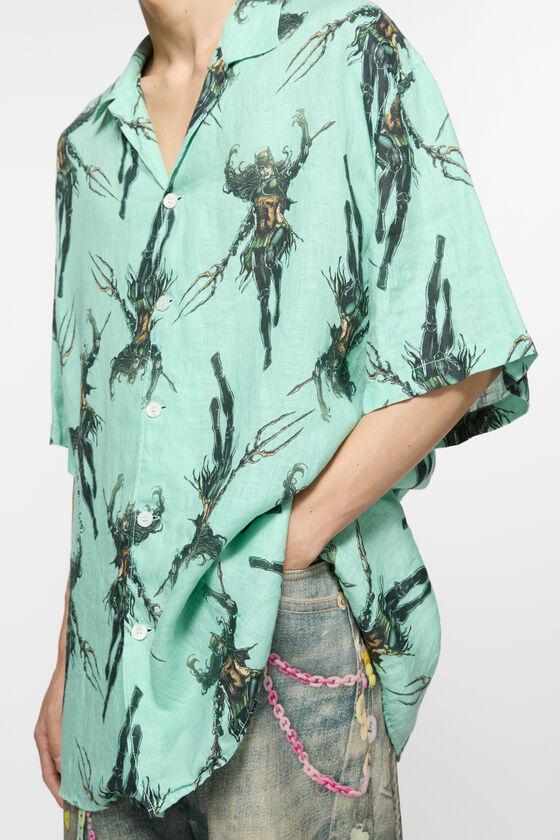 Button-up shirt printed Product Image