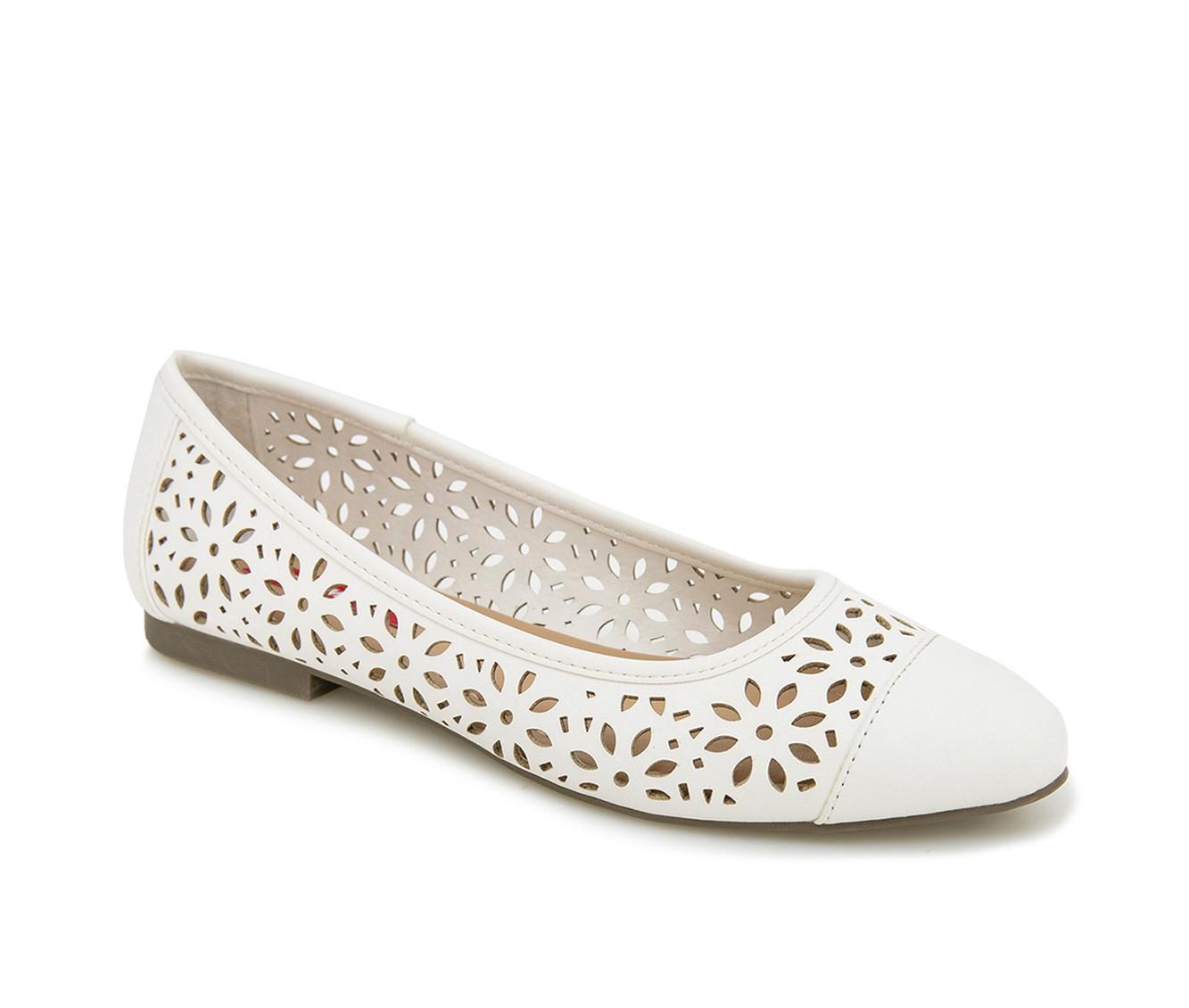 Women's Unionbay Willis Flats Product Image