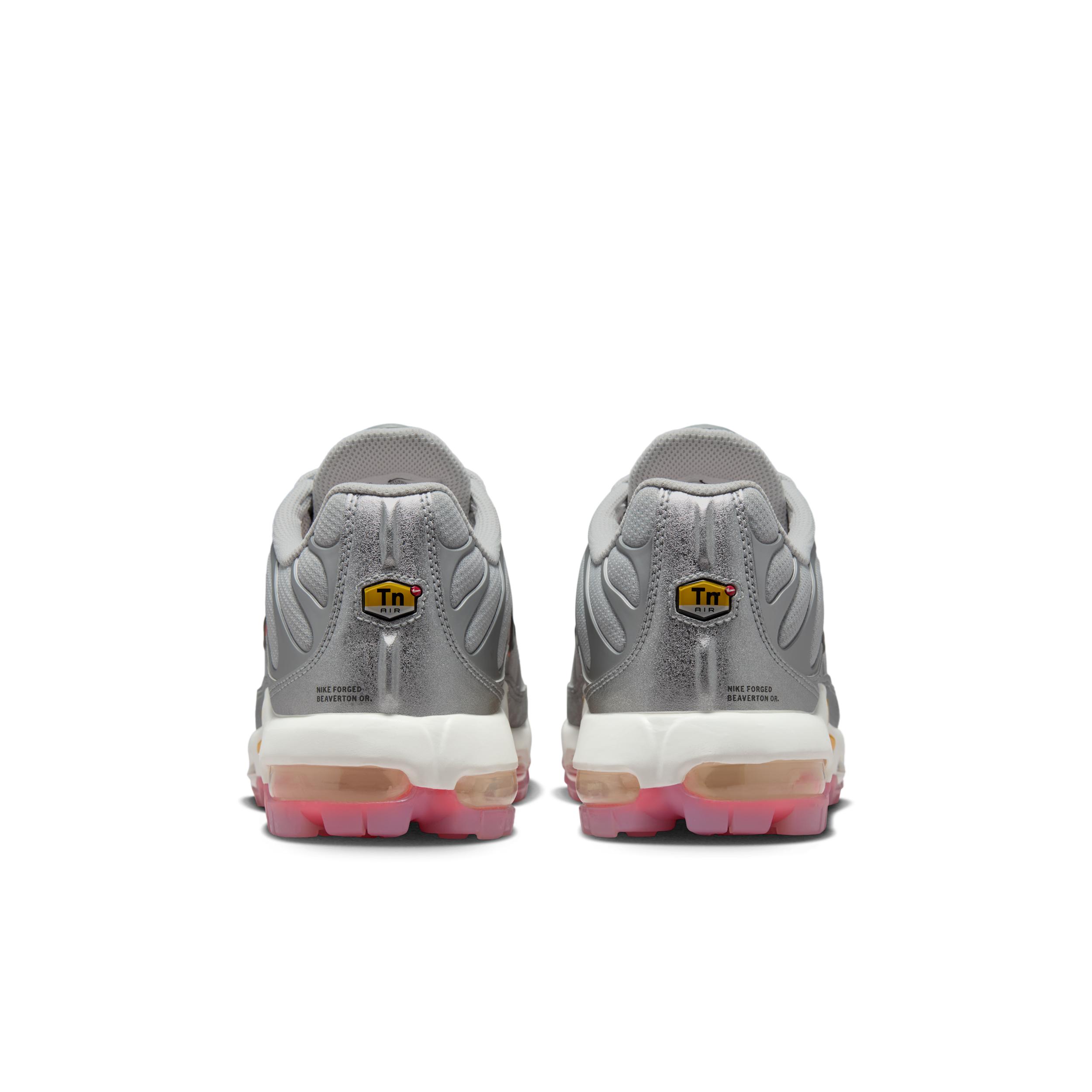 Nike Men's Air Max Plus G Golf Shoes Product Image