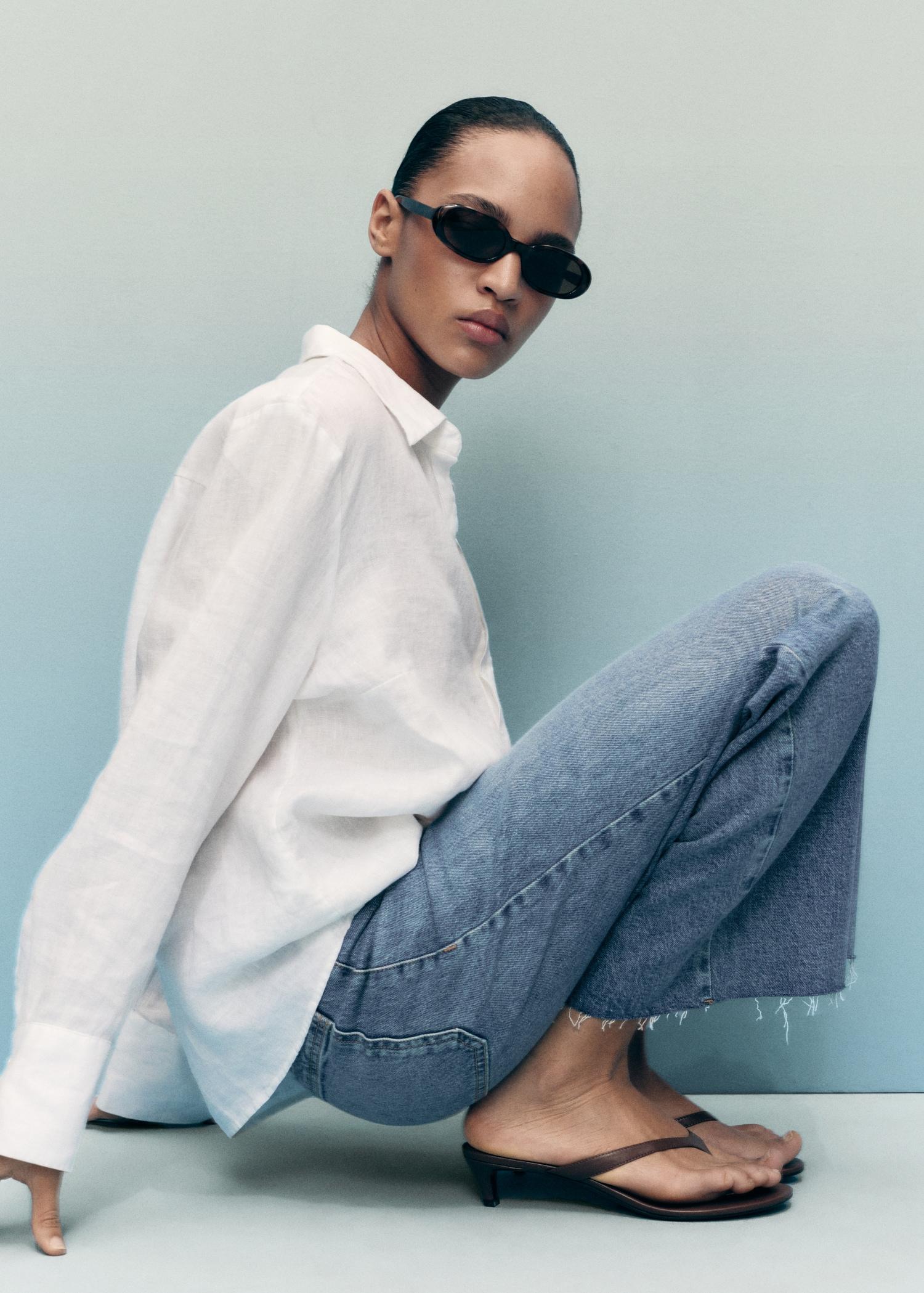 Catherin culotte high-rise jeans - Women | MANGO USA Product Image