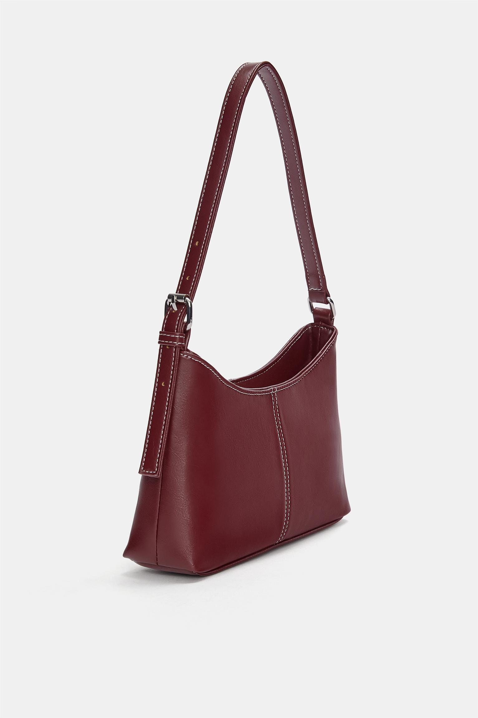 Shoulder bag with seams Product Image