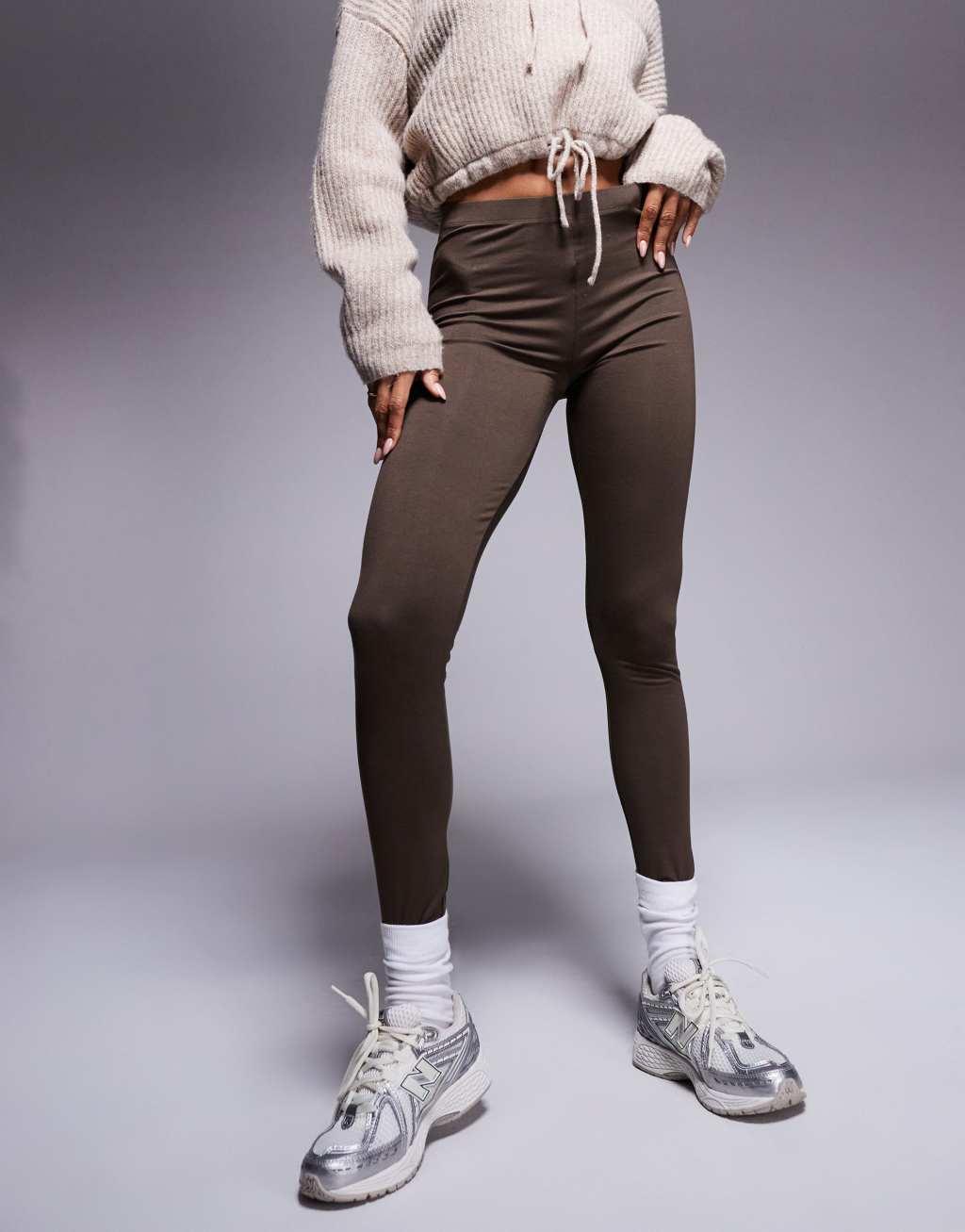 ASOS DESIGN leggings in chocolate Product Image