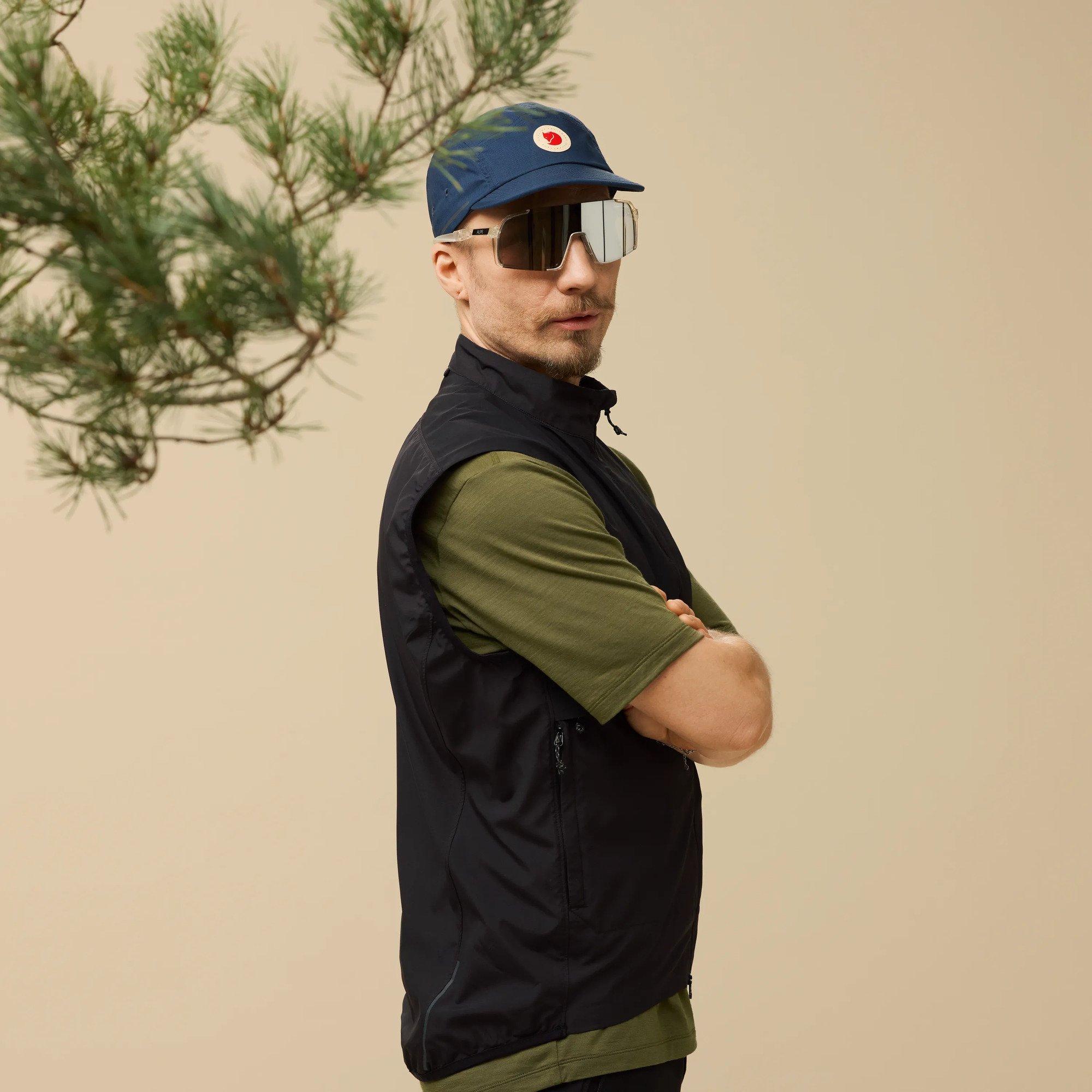 Hoja Adventure Vest M Product Image