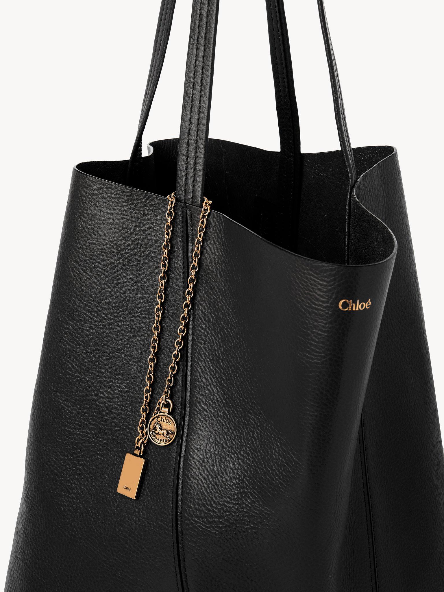 Large Chloé Spin tote bag in grained leather Product Image