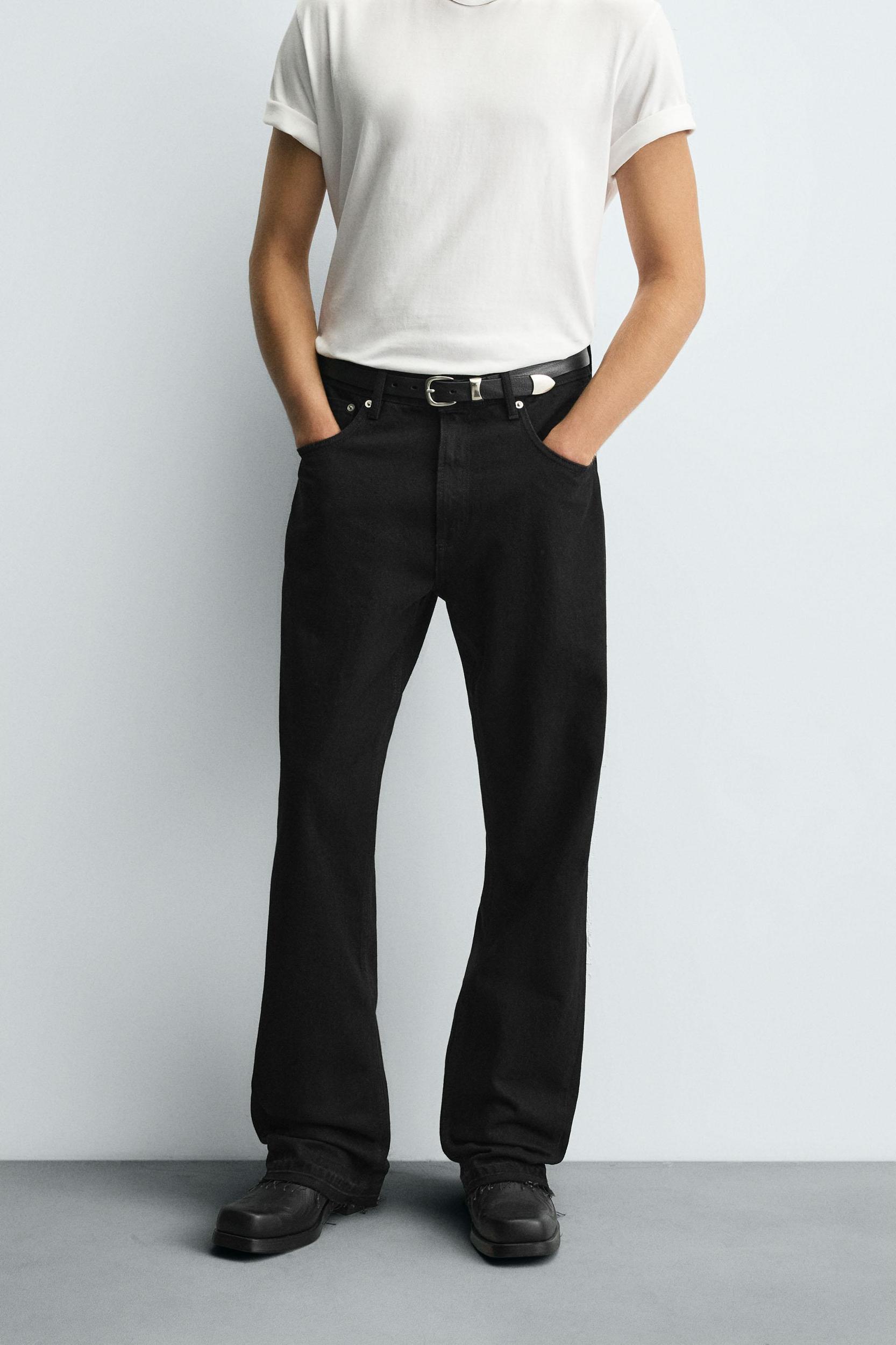 FLARE FIT JEANS Product Image