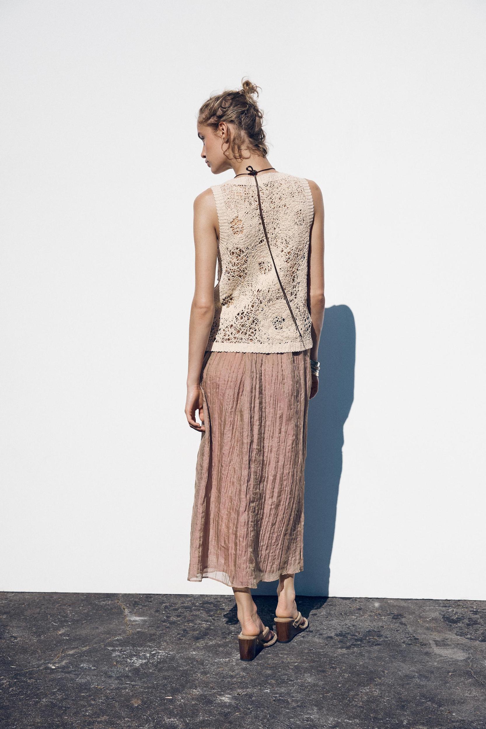 SLEEVELESS CROCHET TOP Product Image