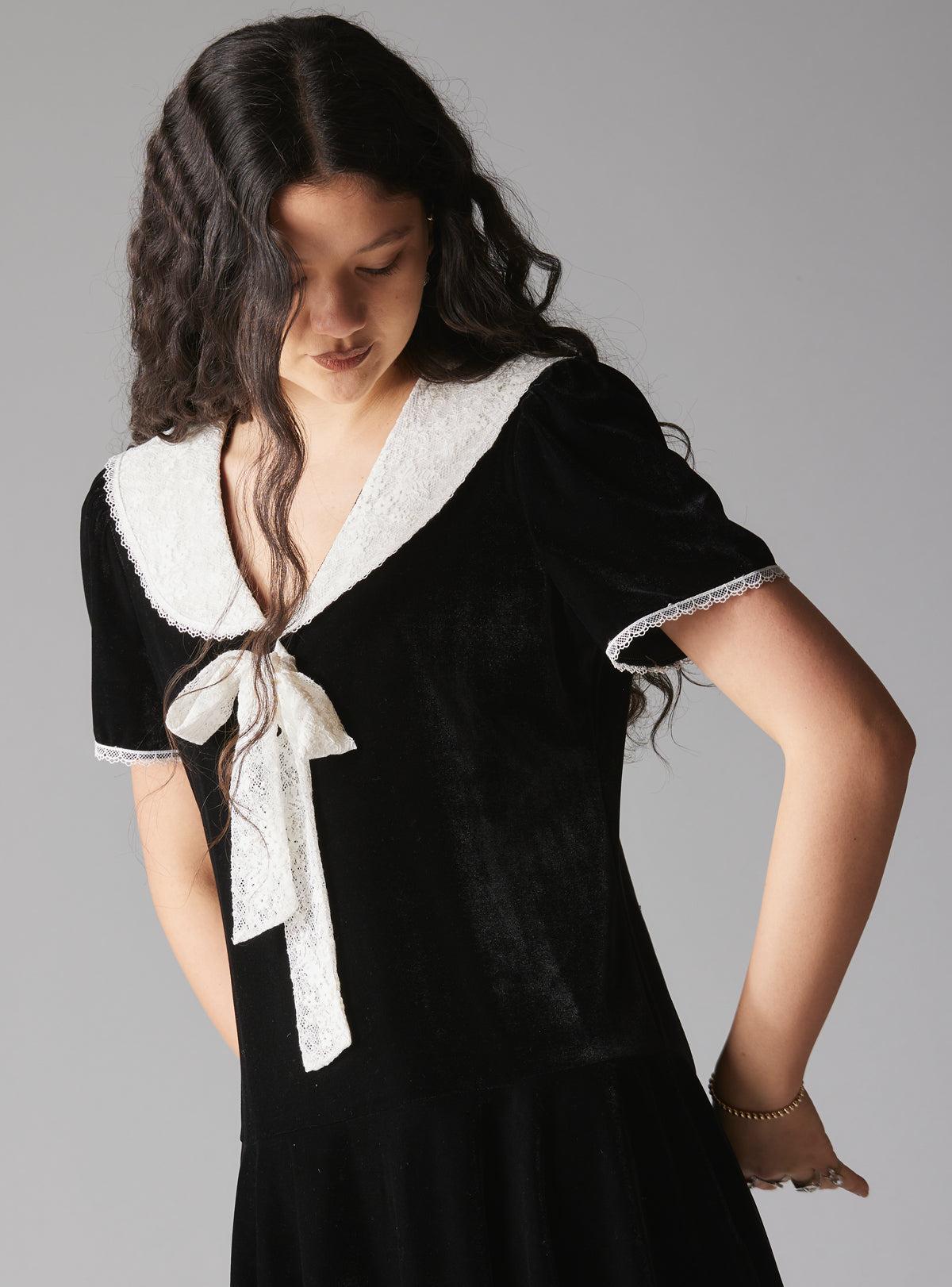 Helm Dress Female Product Image