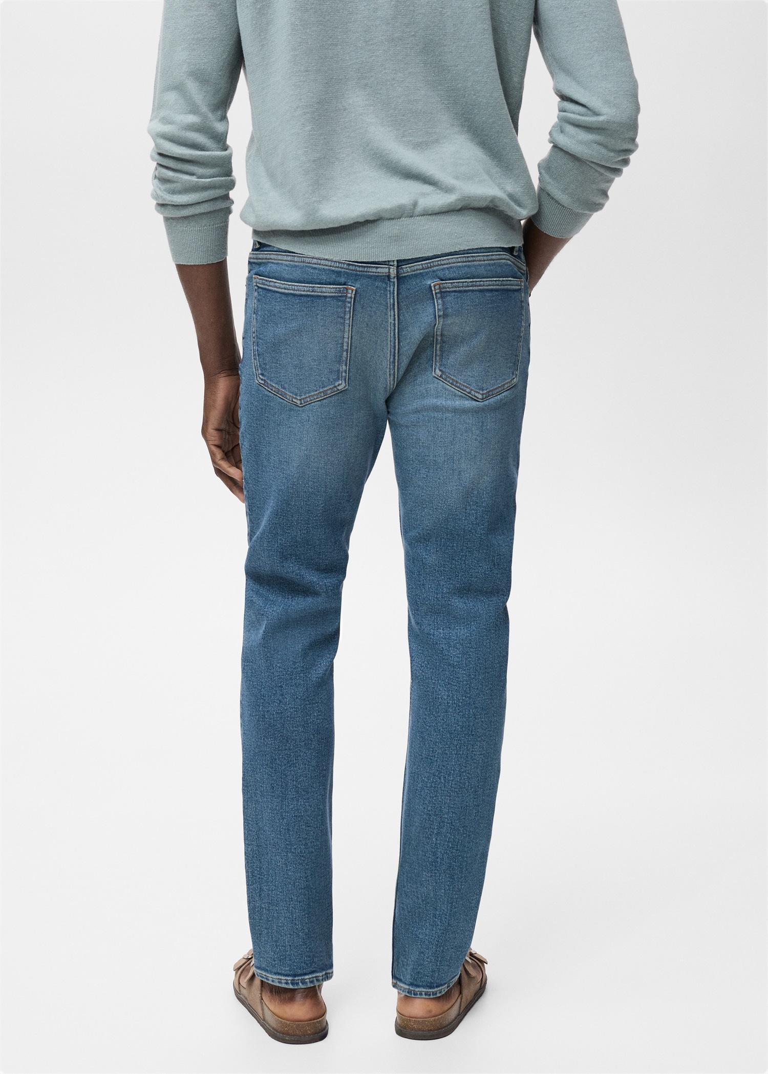 Jan slim-fit faded medium-wash Jeans - Men | MANGO USA Product Image