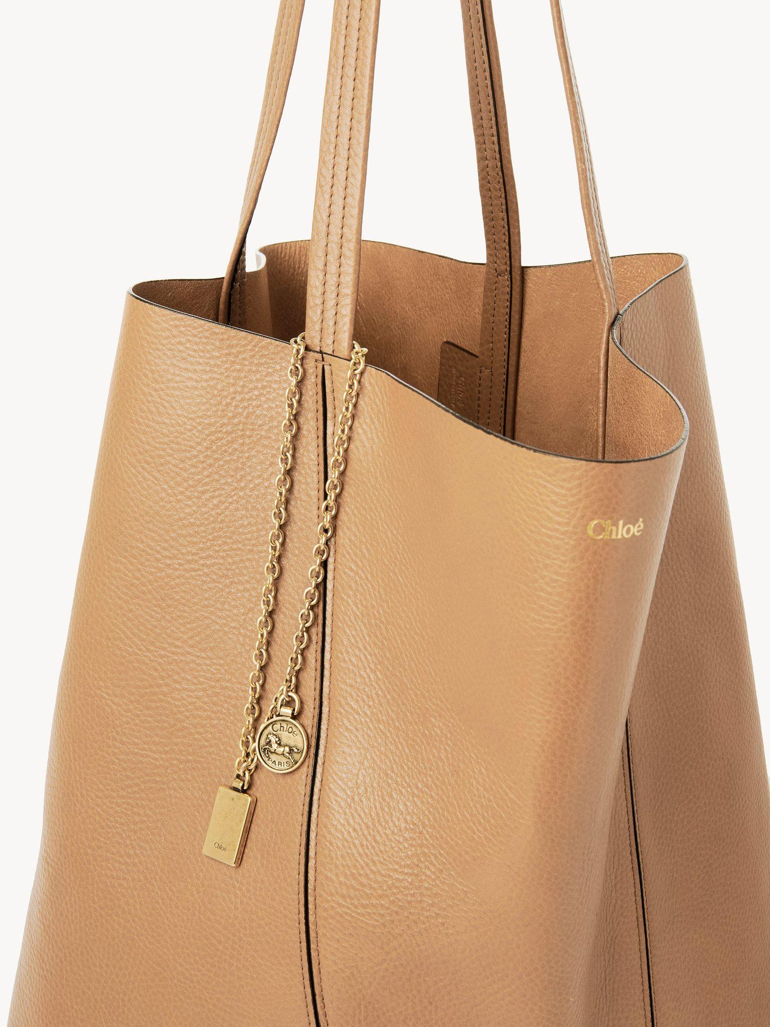 Large Chloé Spin tote bag in grained leather Product Image