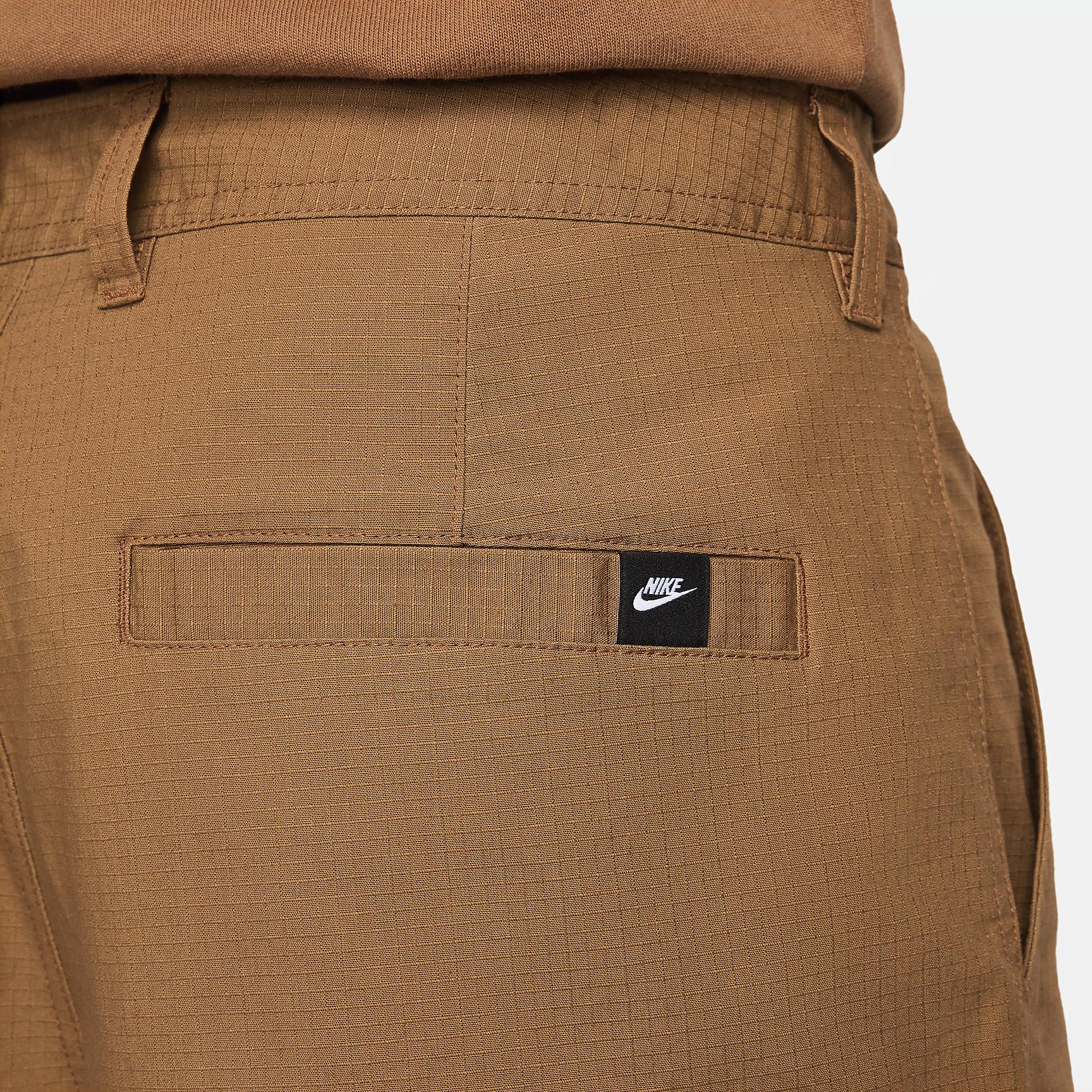 Nike Club Men's Woven Cargo Shorts Product Image