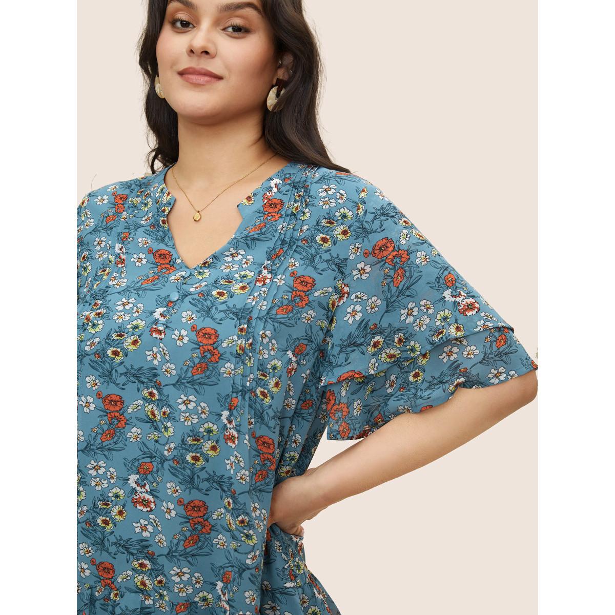 Plus Size Cerulean Floral Tucked Seam Notched Collar Blouse Women Elegant Short sleeve Notched collar Everyday Blouses BloomChic 14-16/1X Product Image