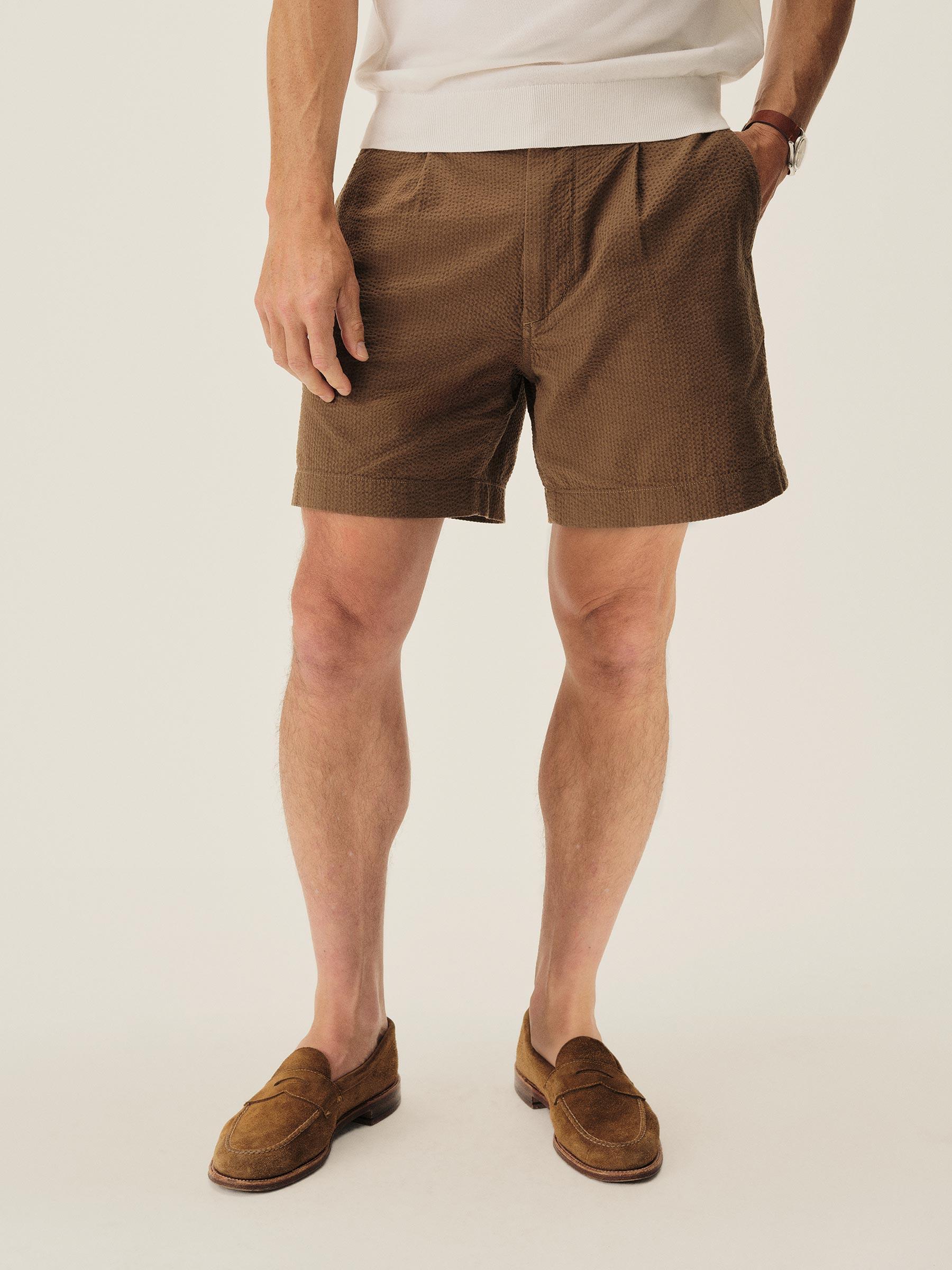 Walnut Lightweight Seersucker Carry-On Larsen Short Product Image