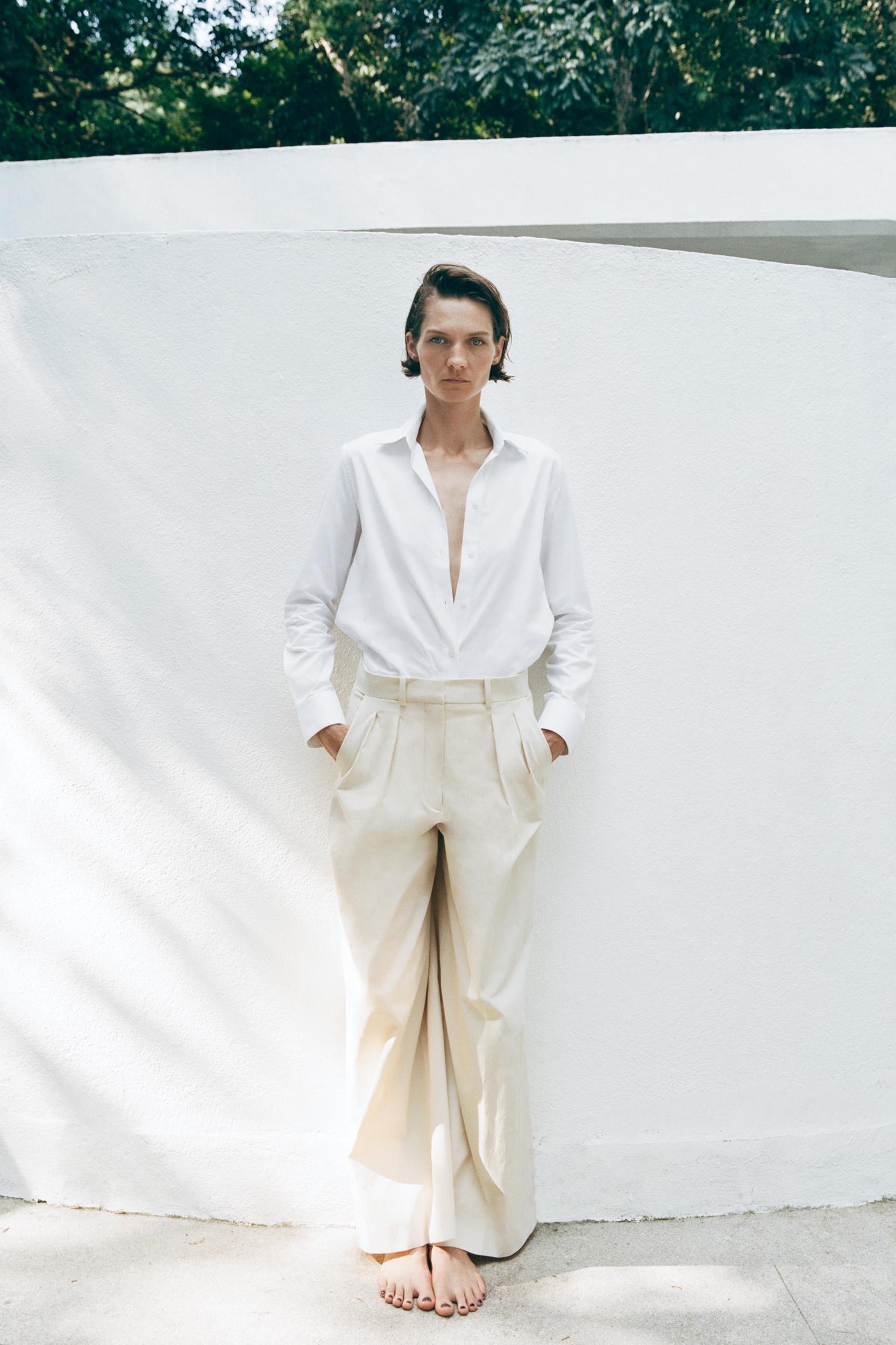 PLEATED PANTS ZW COLLECTION Product Image