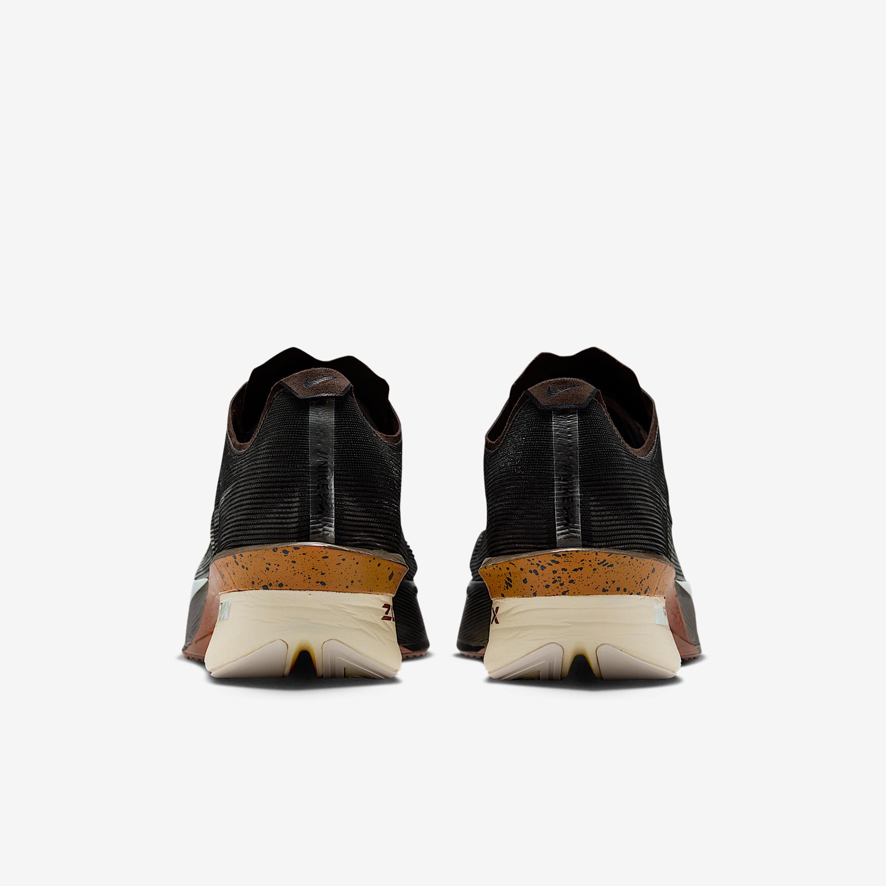 Nike Mens Vaporfly 4 Road Racing Shoes | IH4453-220 Product Image