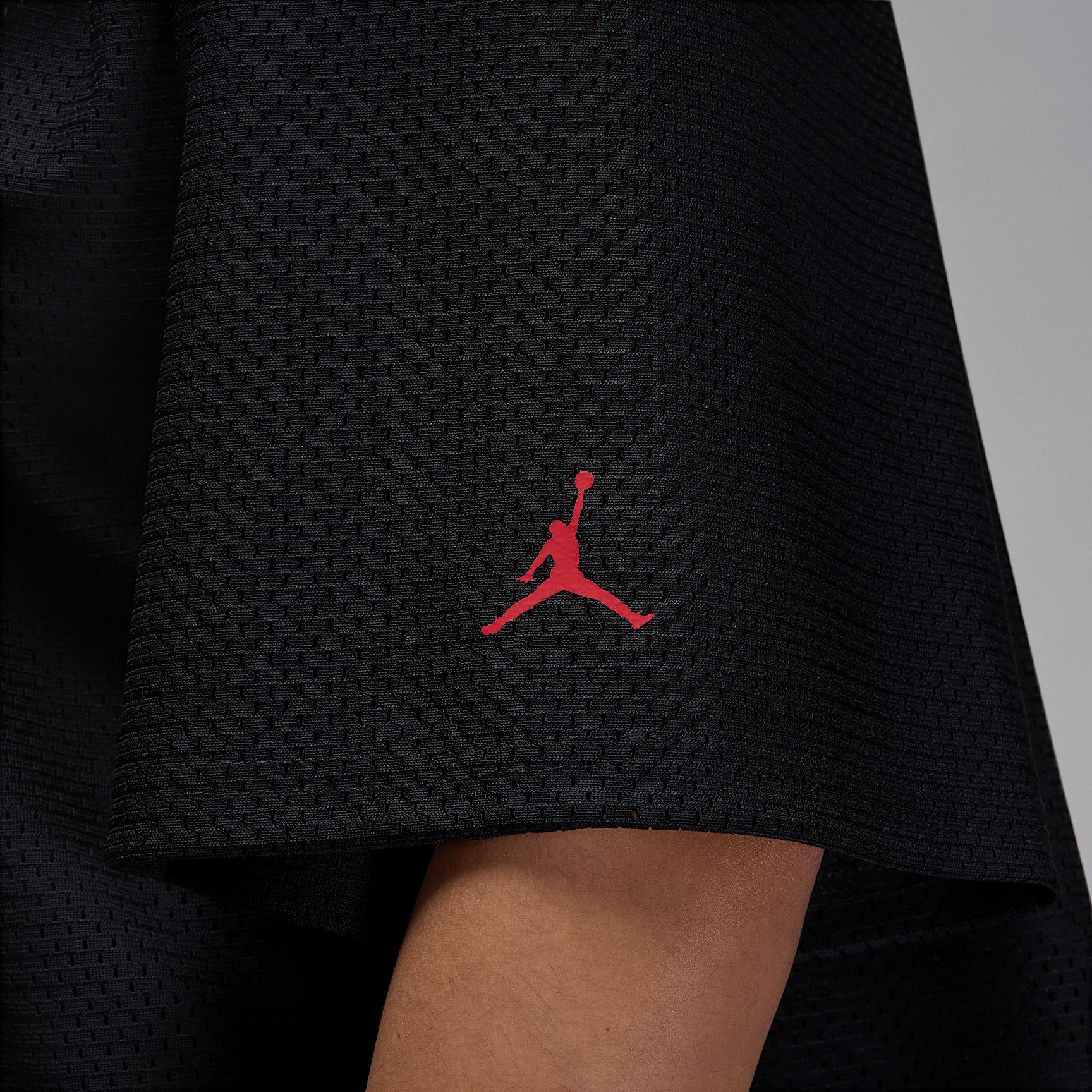Womens Jordan Brooklyn Mesh Jersey | HQ9222-010 Product Image
