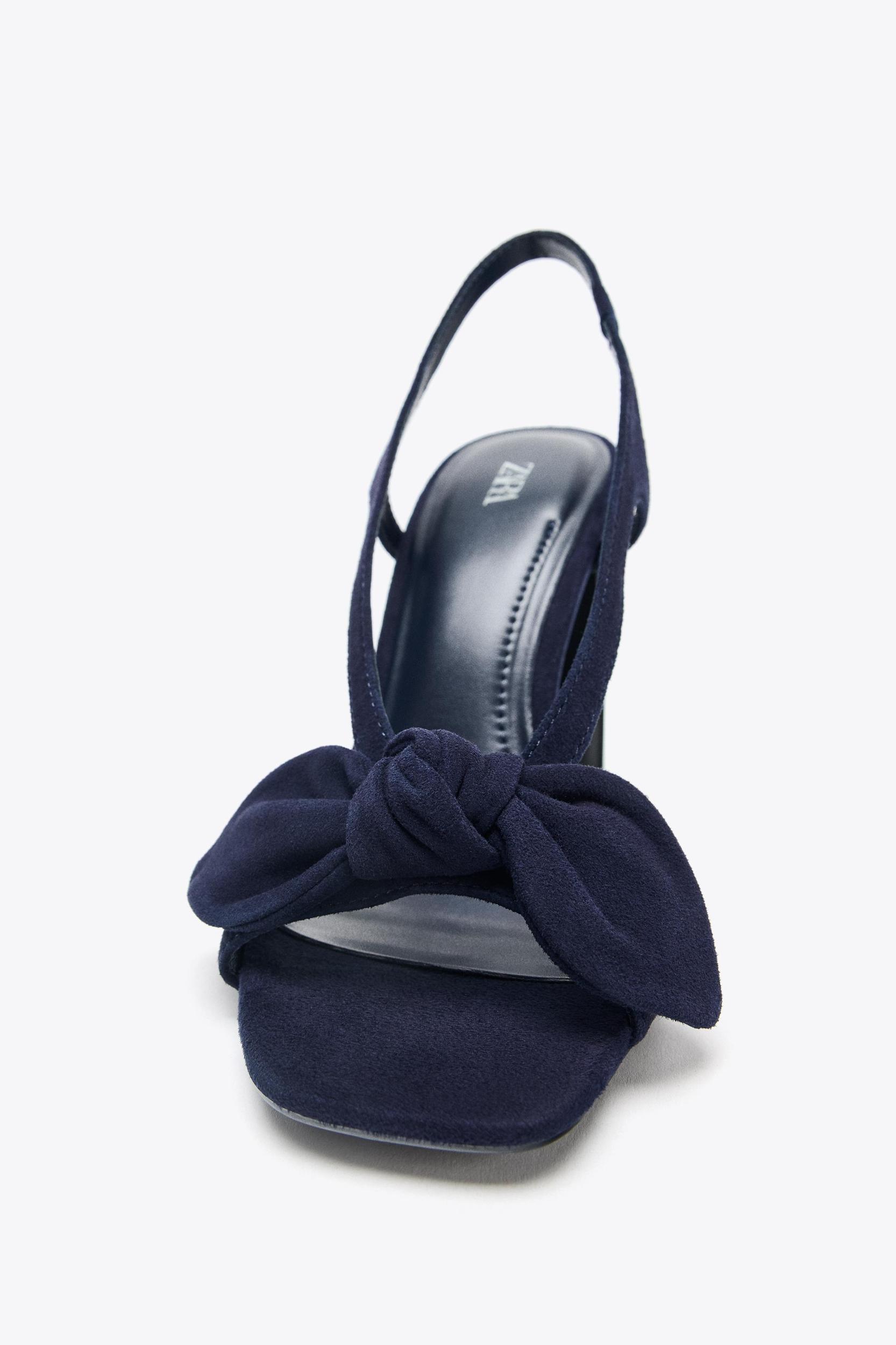 SUEDE BOW HEELED SANDALS Product Image