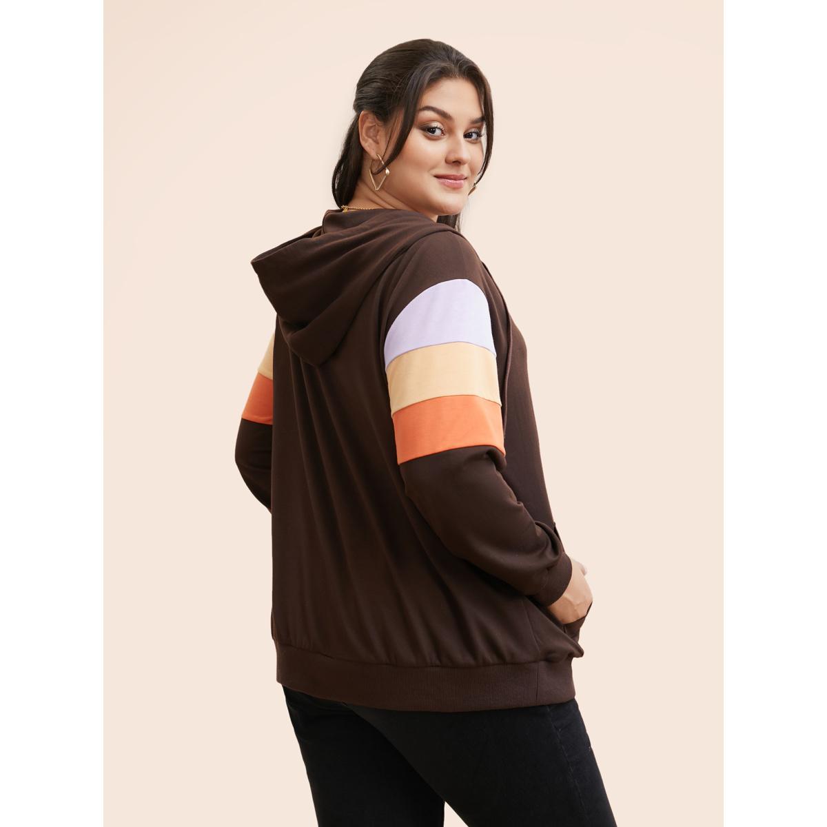Plus Size Colorblock Contrast Pocket Hooded Sweatshirt Women DarkBrown Casual Contrast Hooded Everyday Sweatshirts BloomChic 12/L Product Image