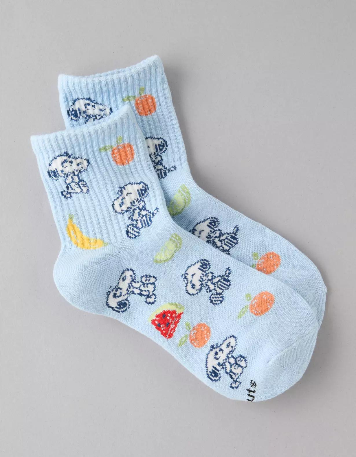 AE Snoopy Fruit Boyfriend Socks Product Image