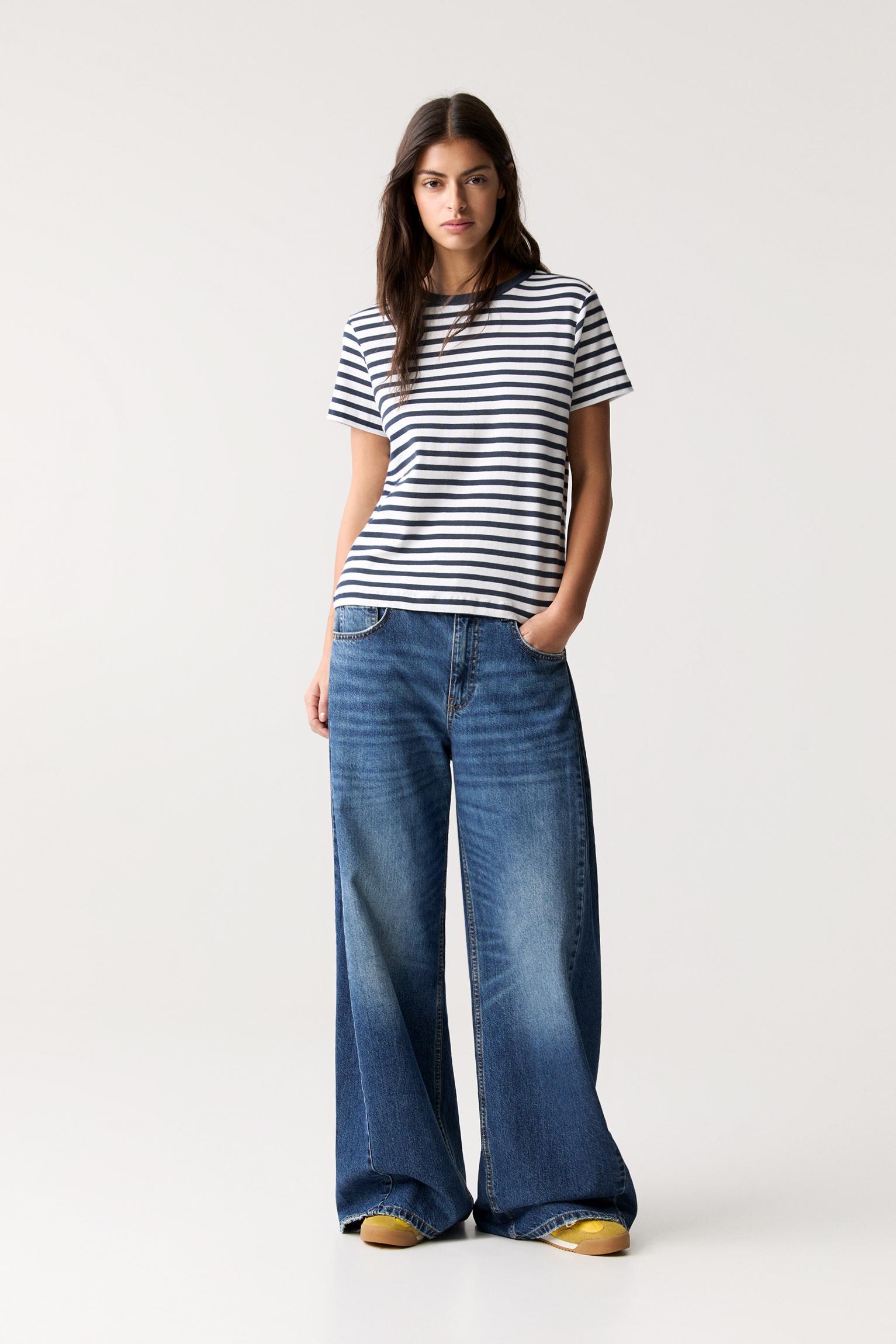 Basic short sleeve T-shirt Product Image